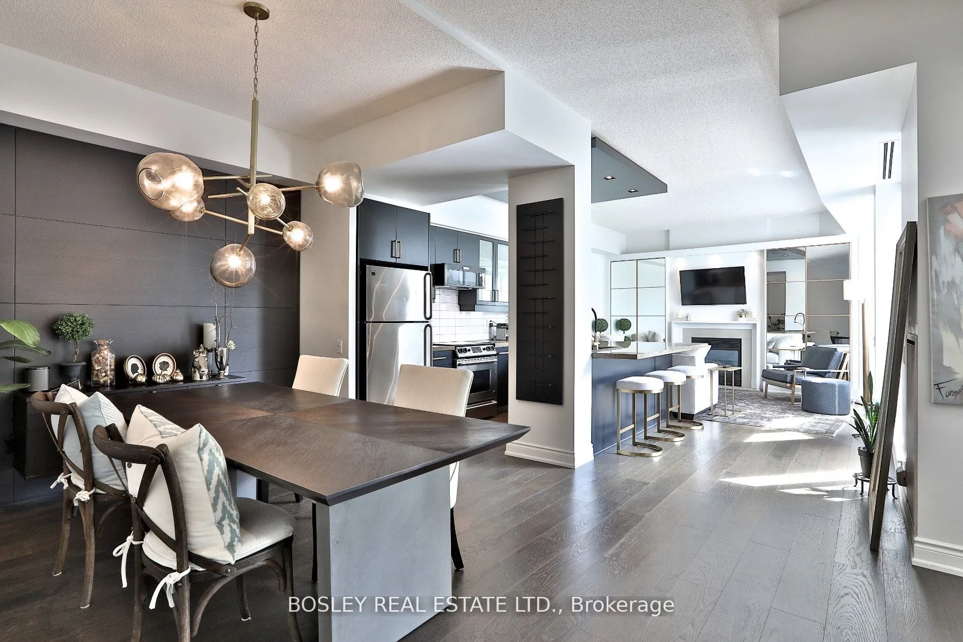 500 Queens Quay W, #208W