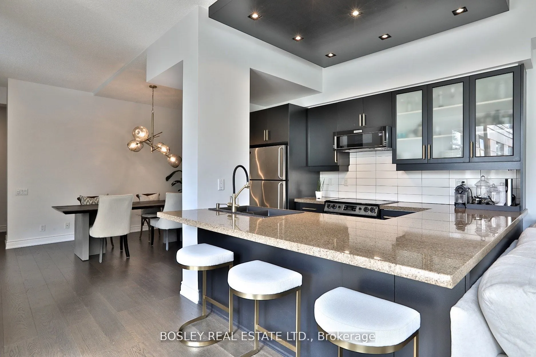 500 Queens Quay W, #208W