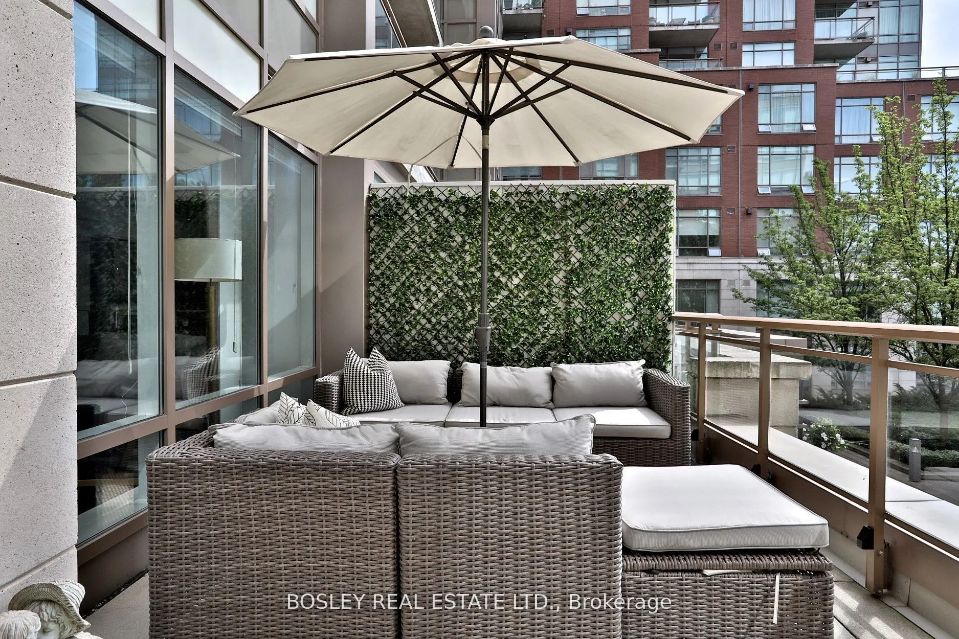 500 Queens Quay W, #208W