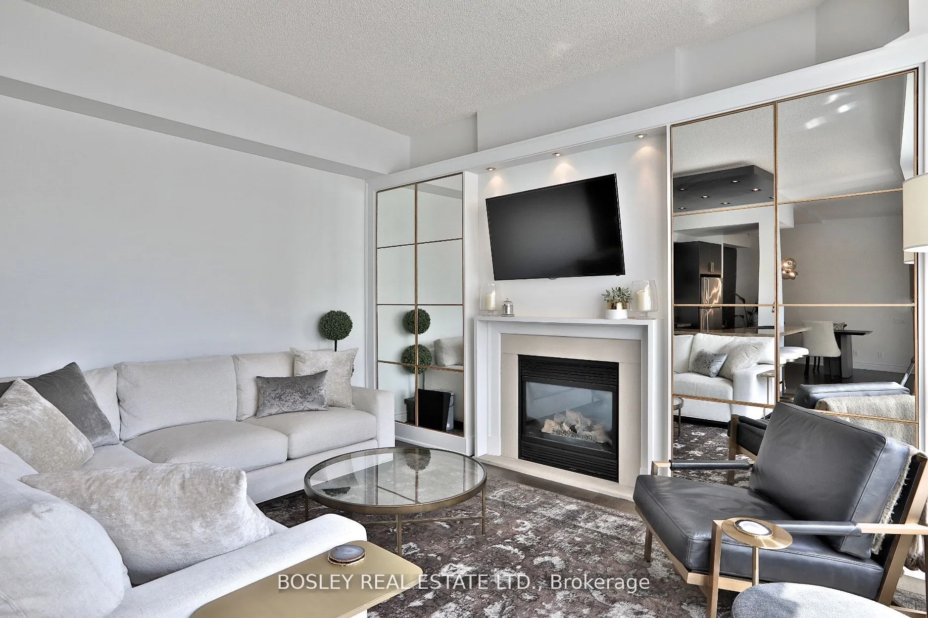 500 Queens Quay W, #208W
