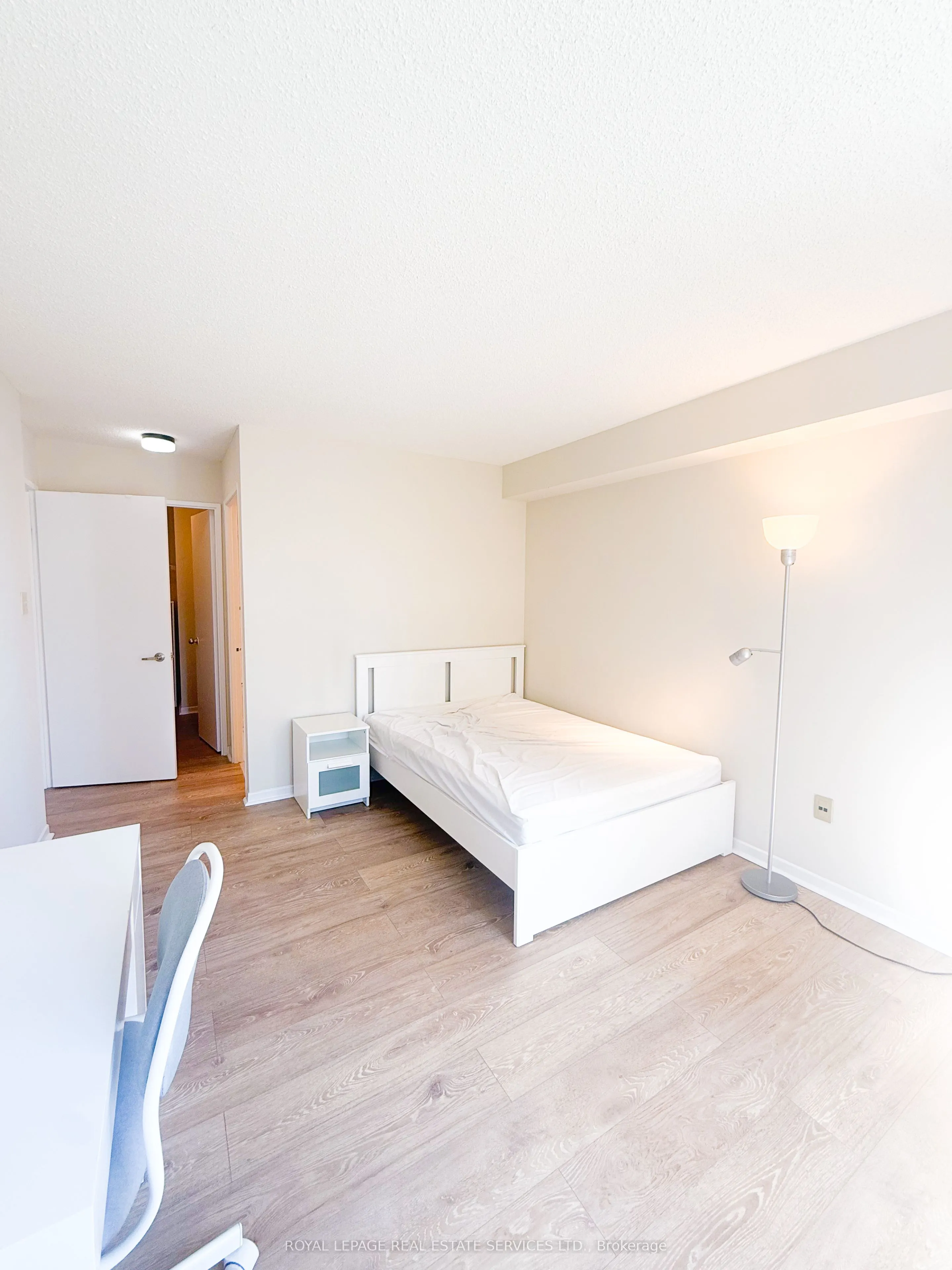 44 St. Joseph Street, #1212