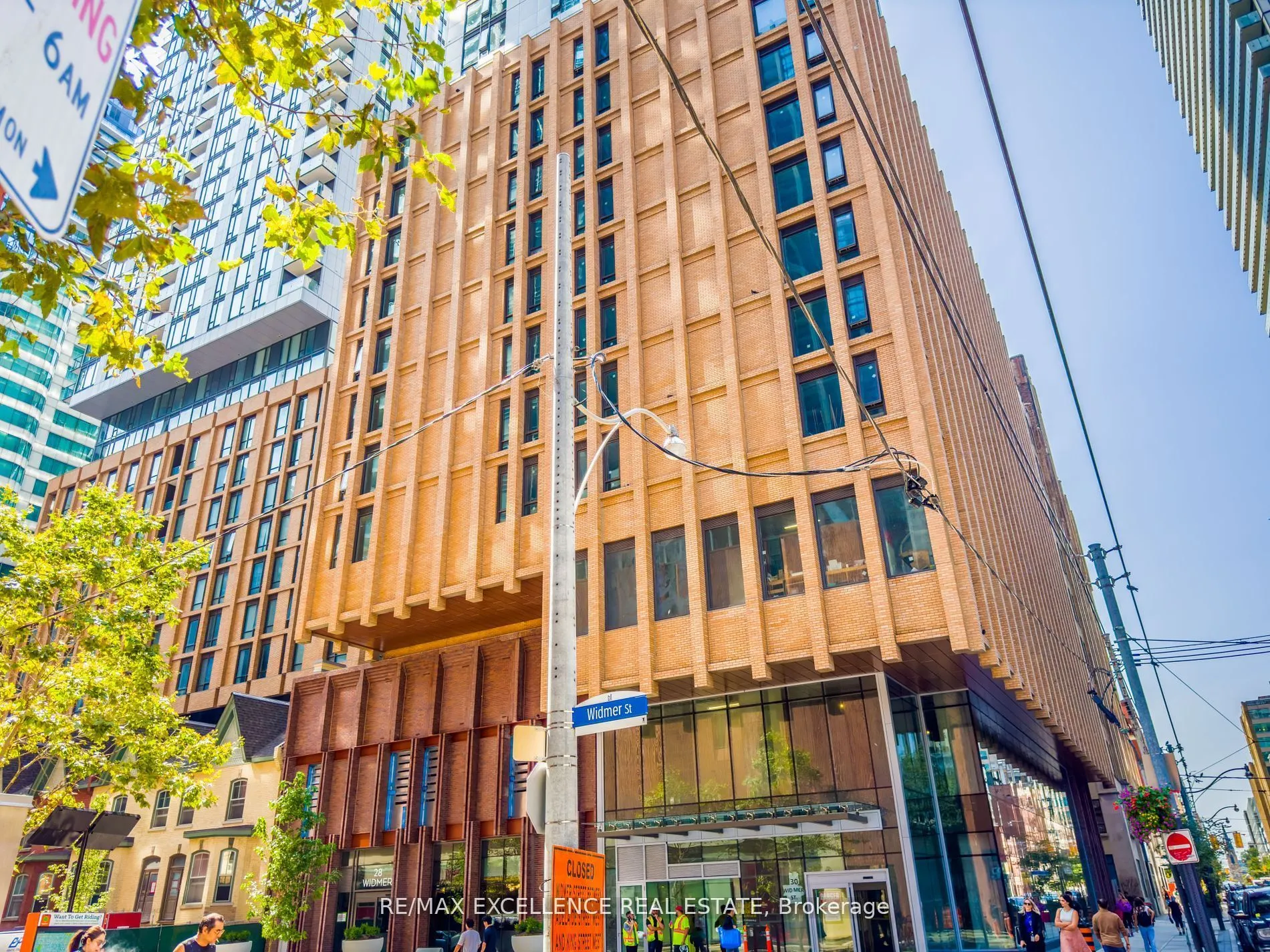 28 Widmer Street, #4122