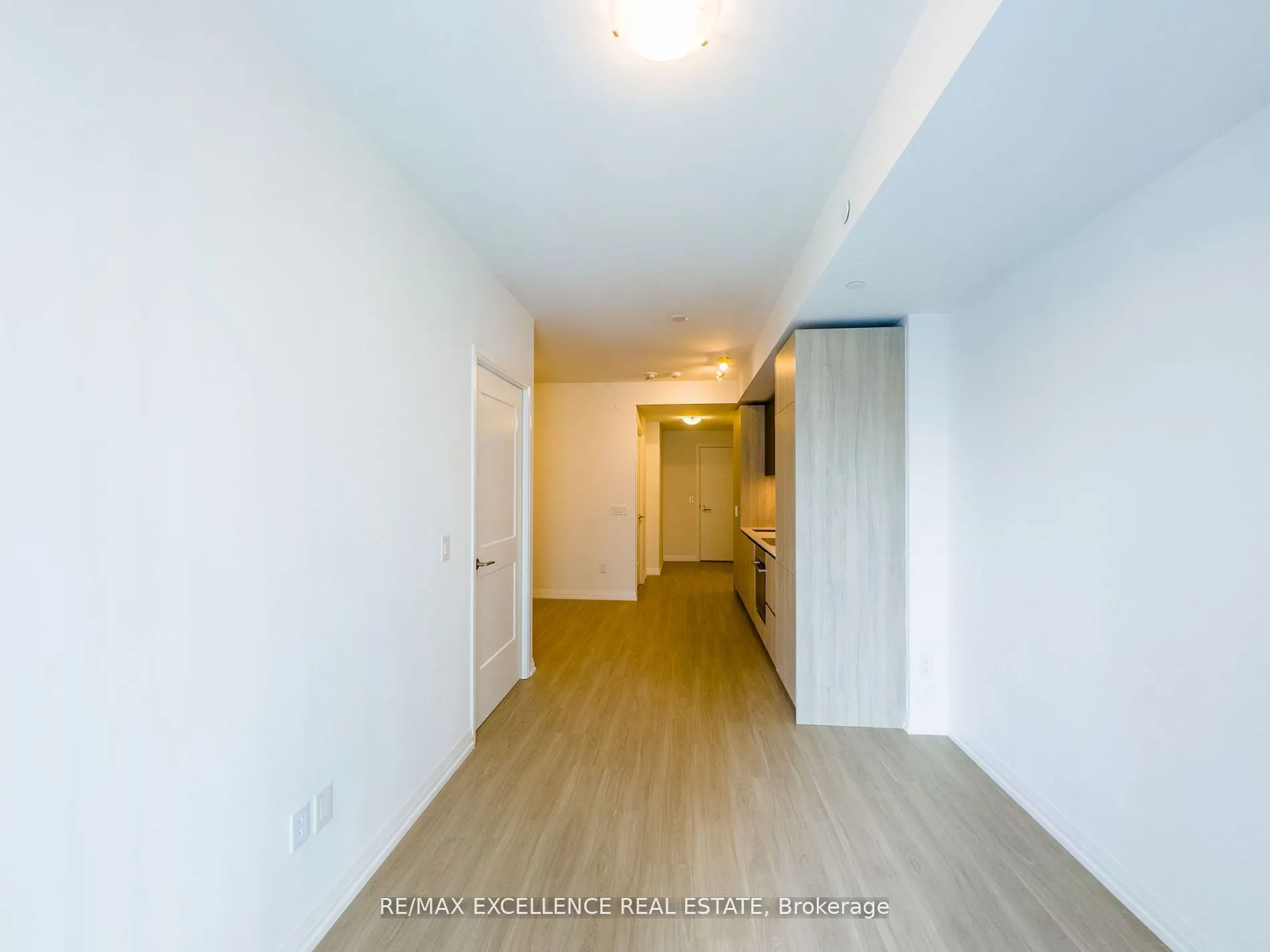 28 Widmer Street, #4122
