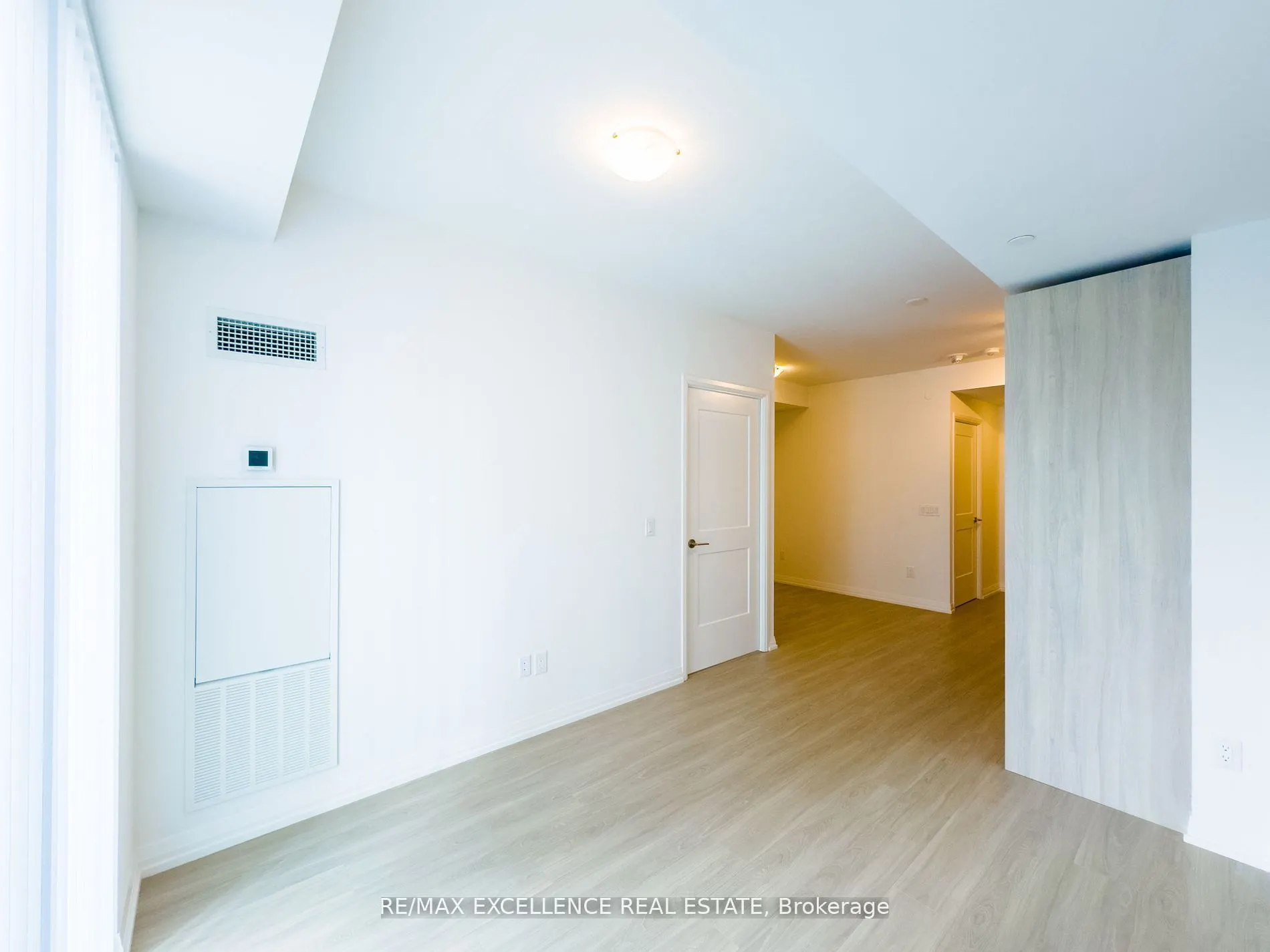 28 Widmer Street, #4122