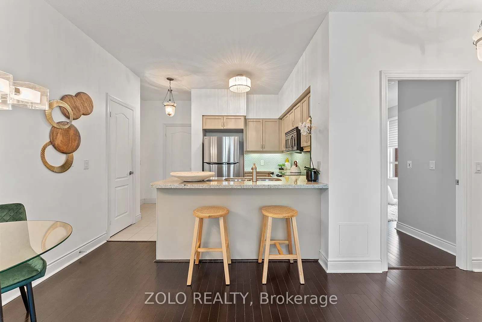 319 Merton Street, #113
