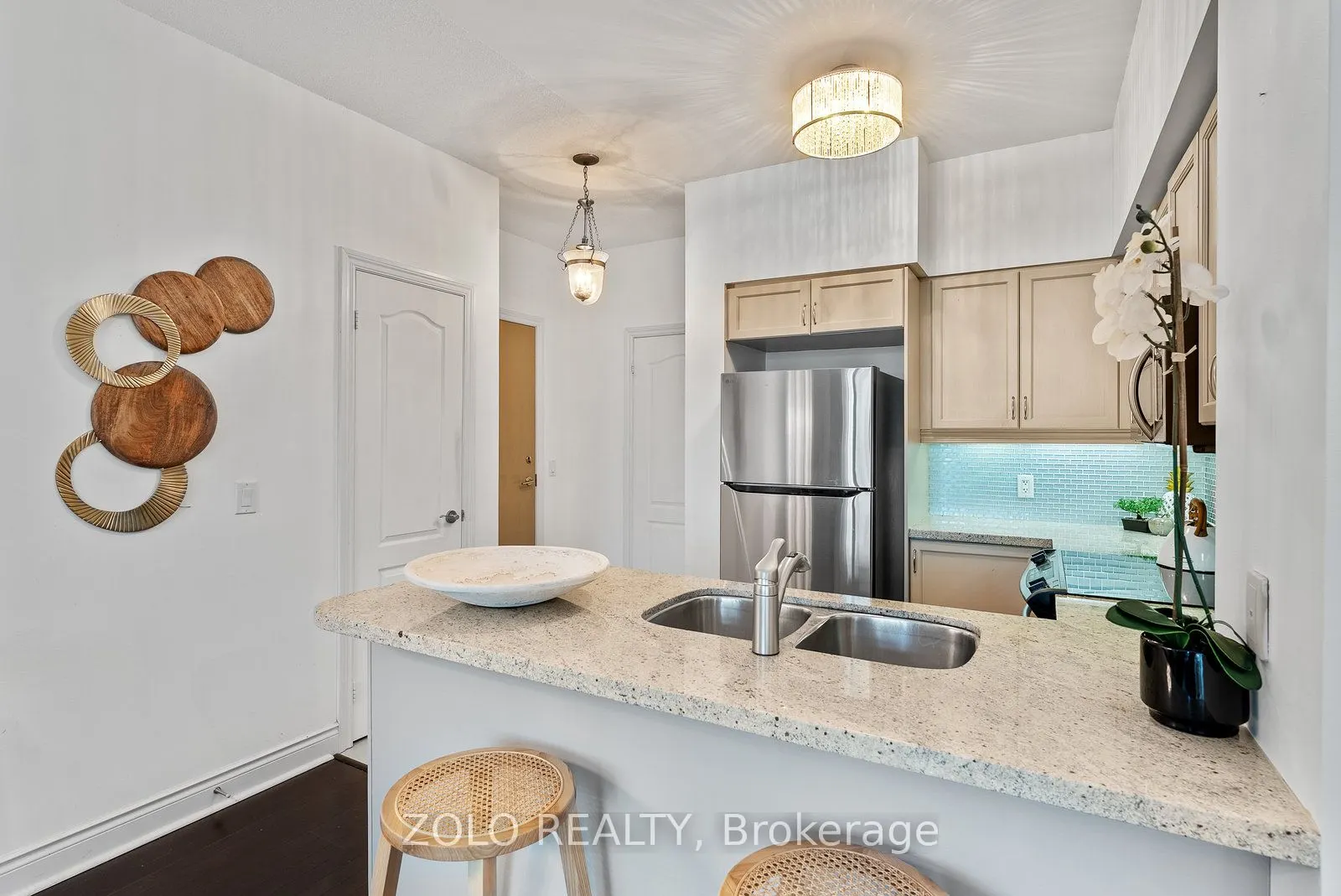 319 Merton Street, #113