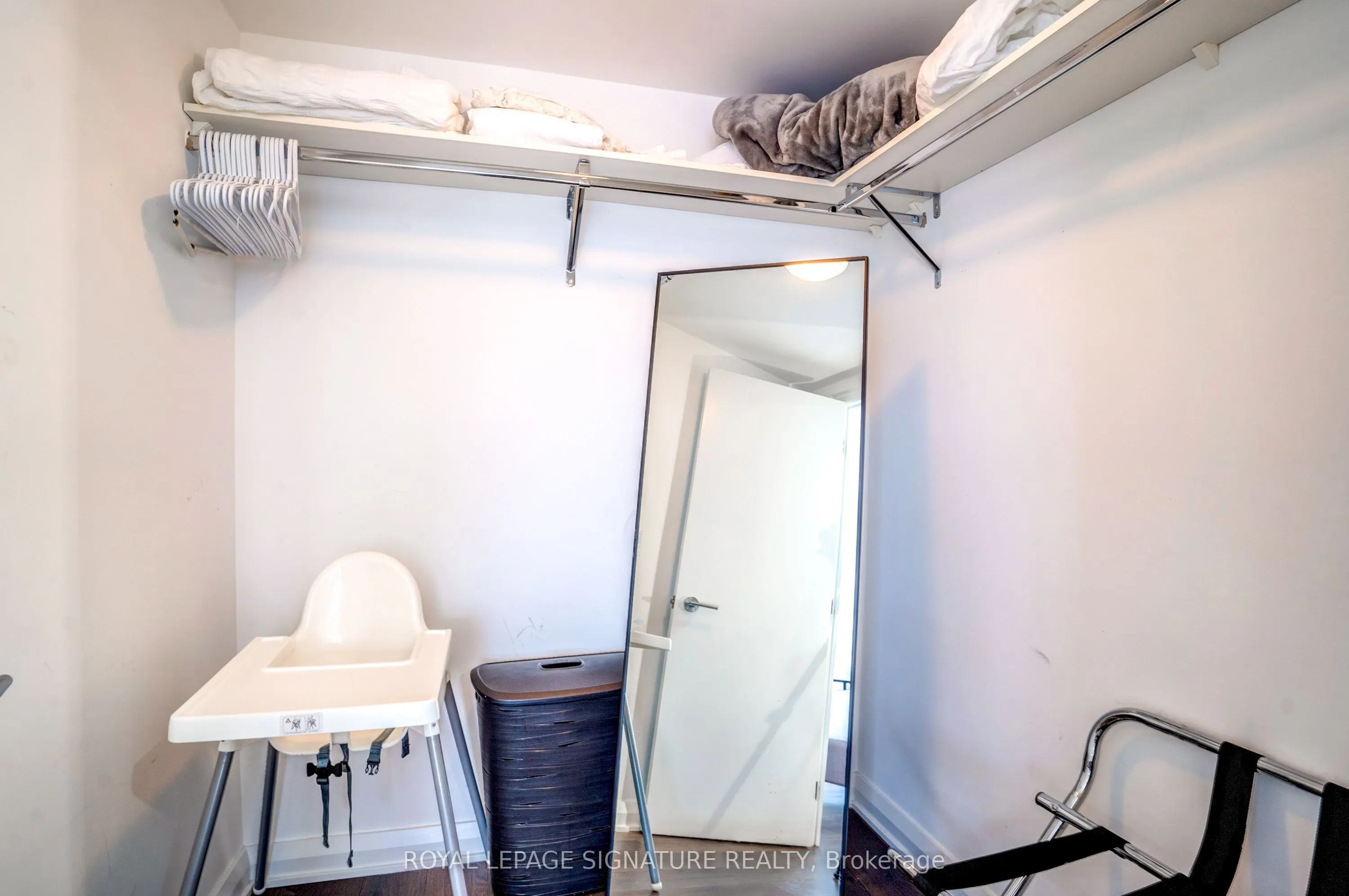 155 Yorkville Avenue, #1218