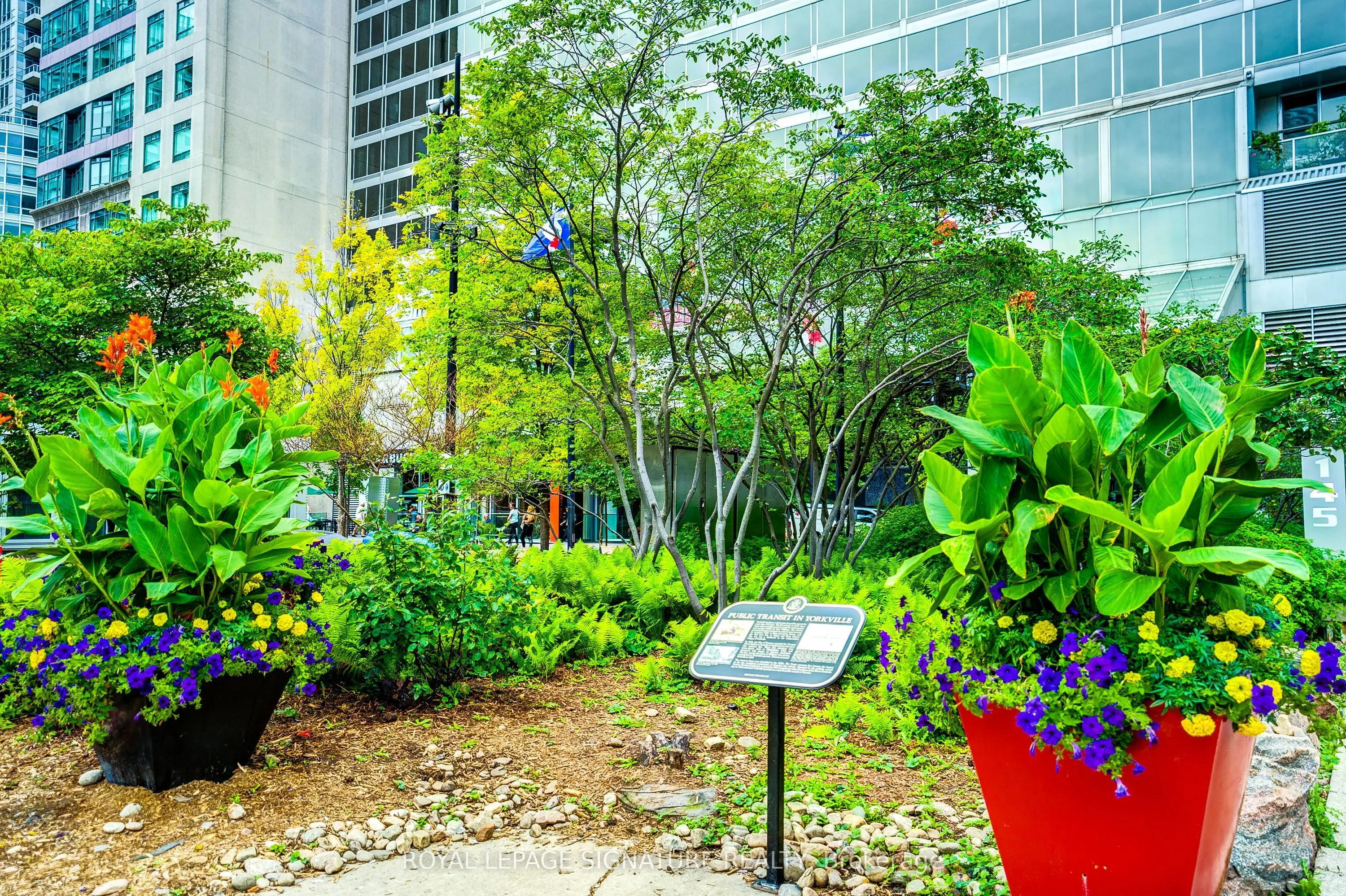 155 Yorkville Avenue, #1218