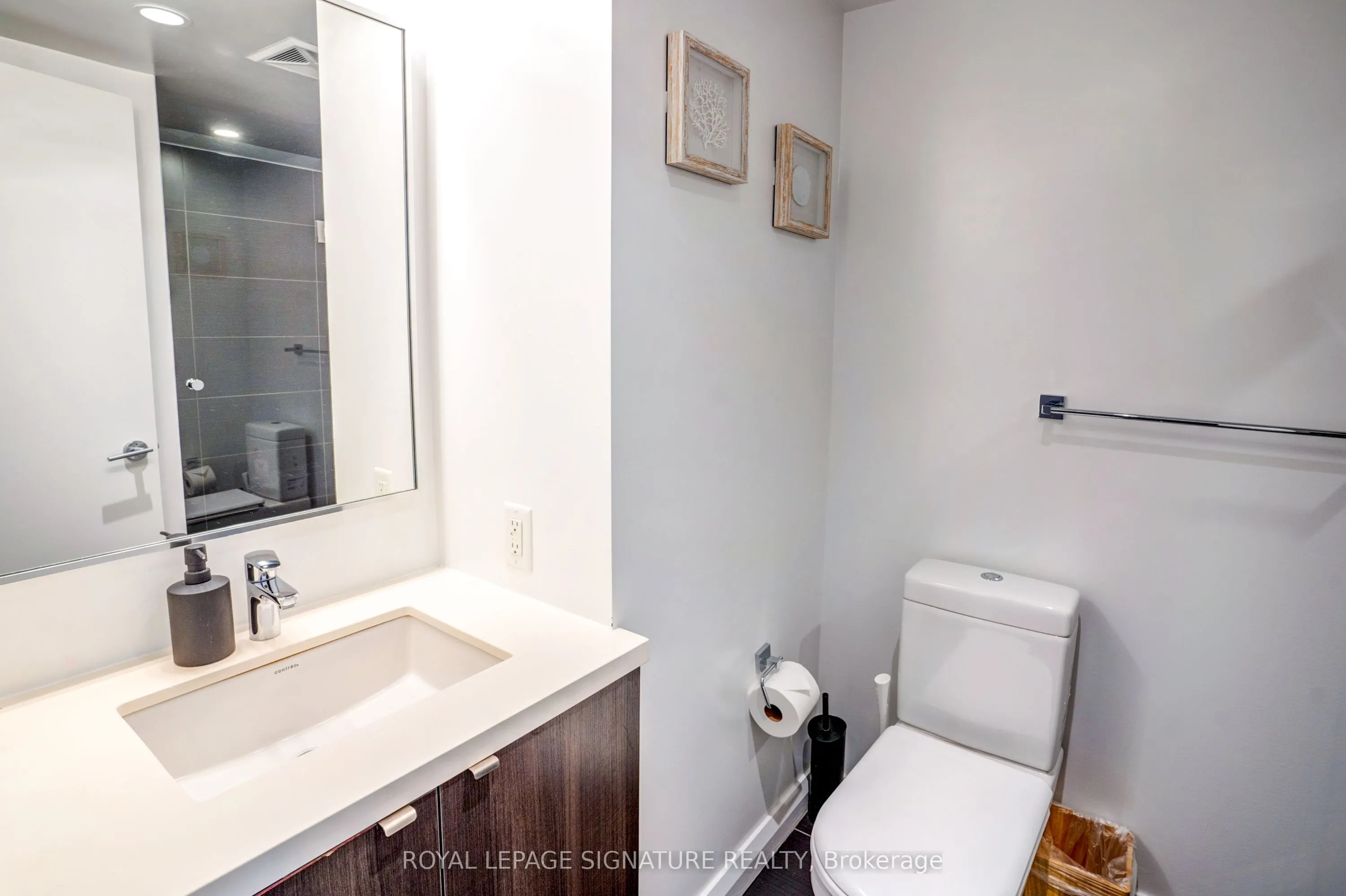 155 Yorkville Avenue, #1218