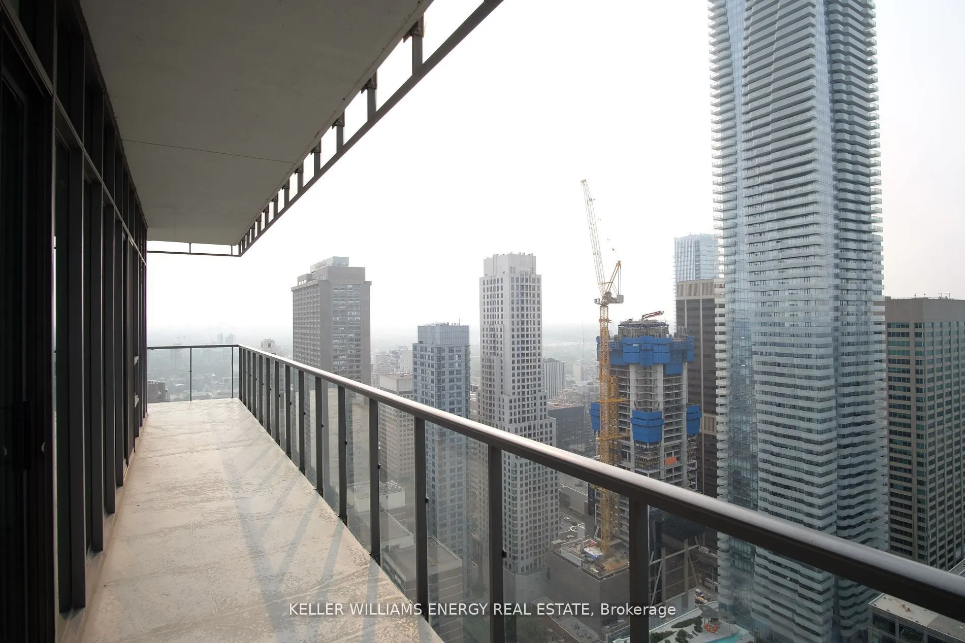 33 Charles Street E, #4305