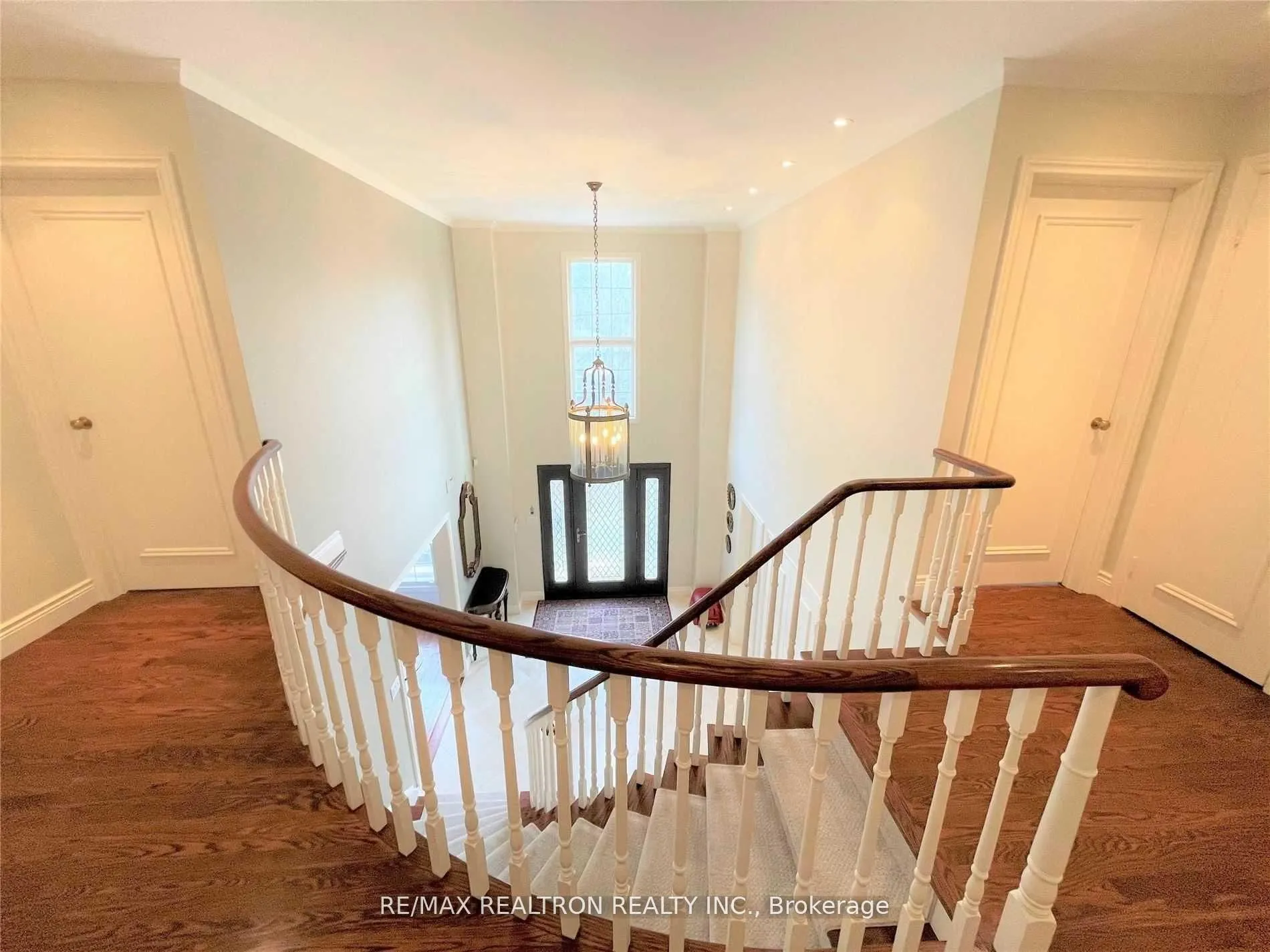12 Donwoods Drive
