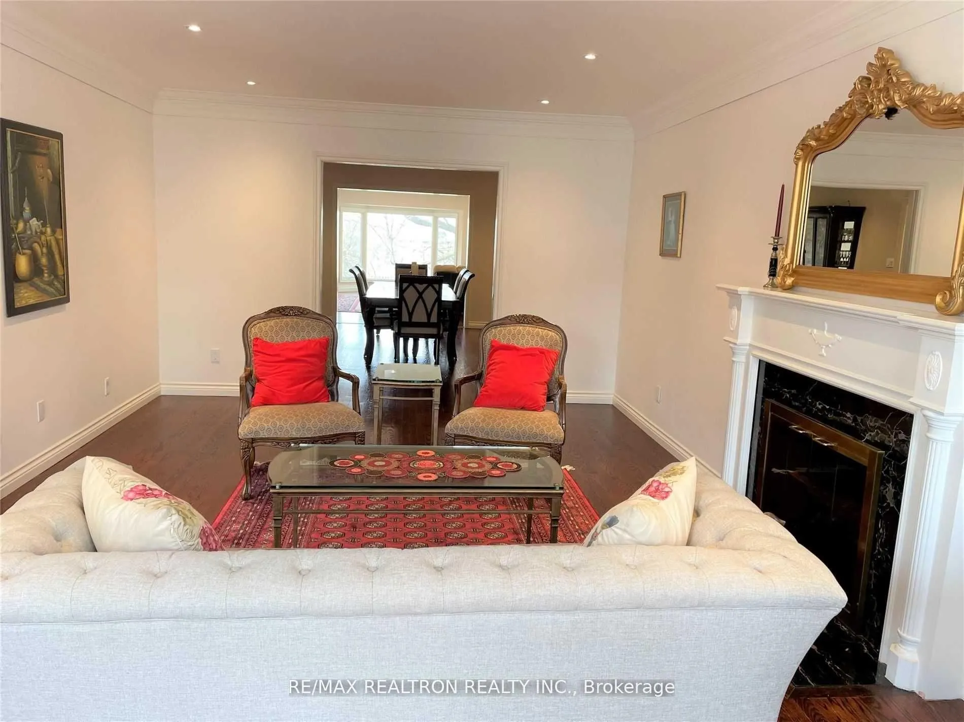12 Donwoods Drive