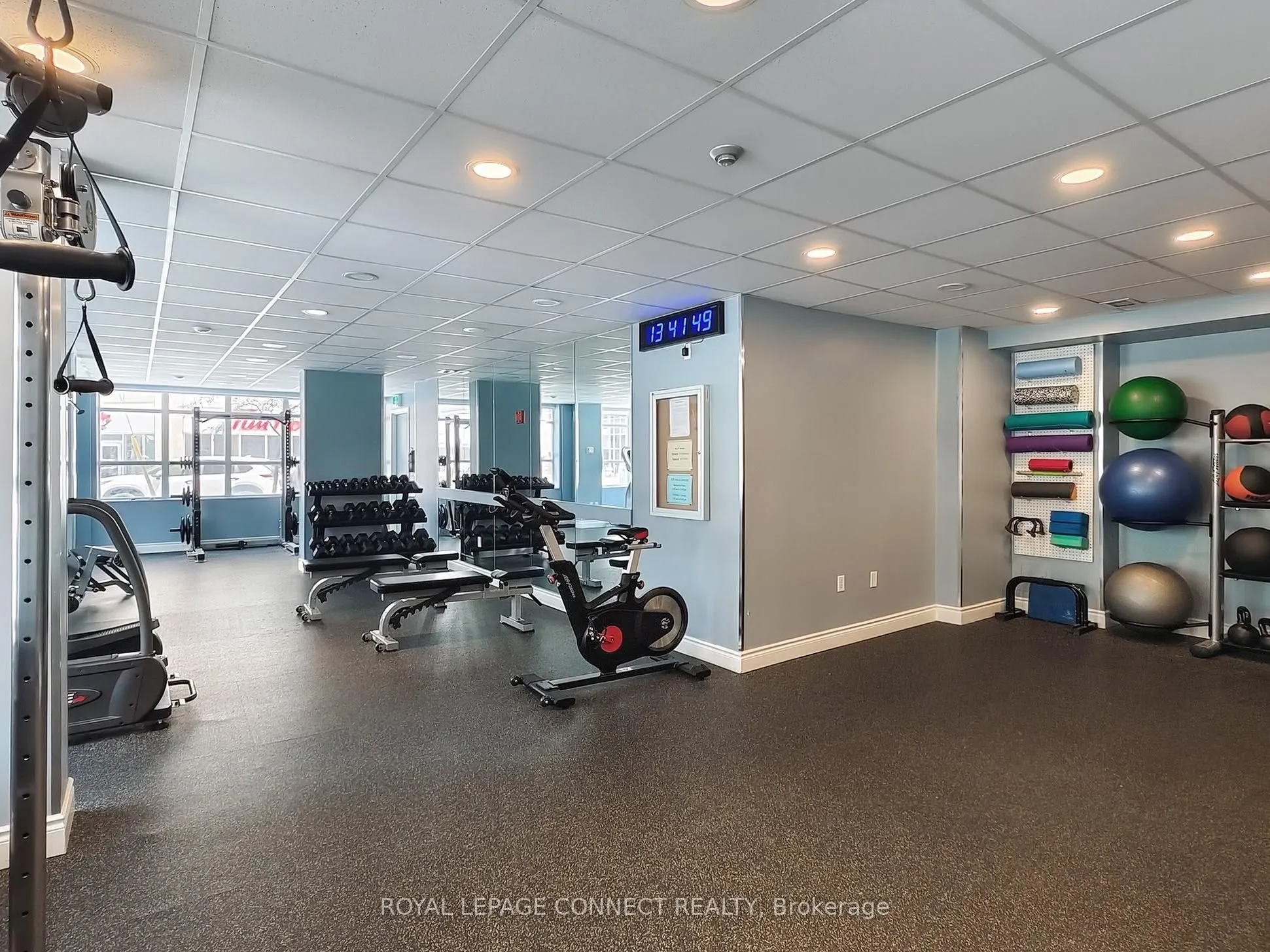 311 Richmond Street E, #809