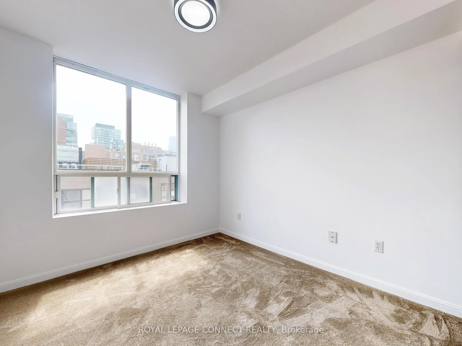 311 Richmond Street E, #809