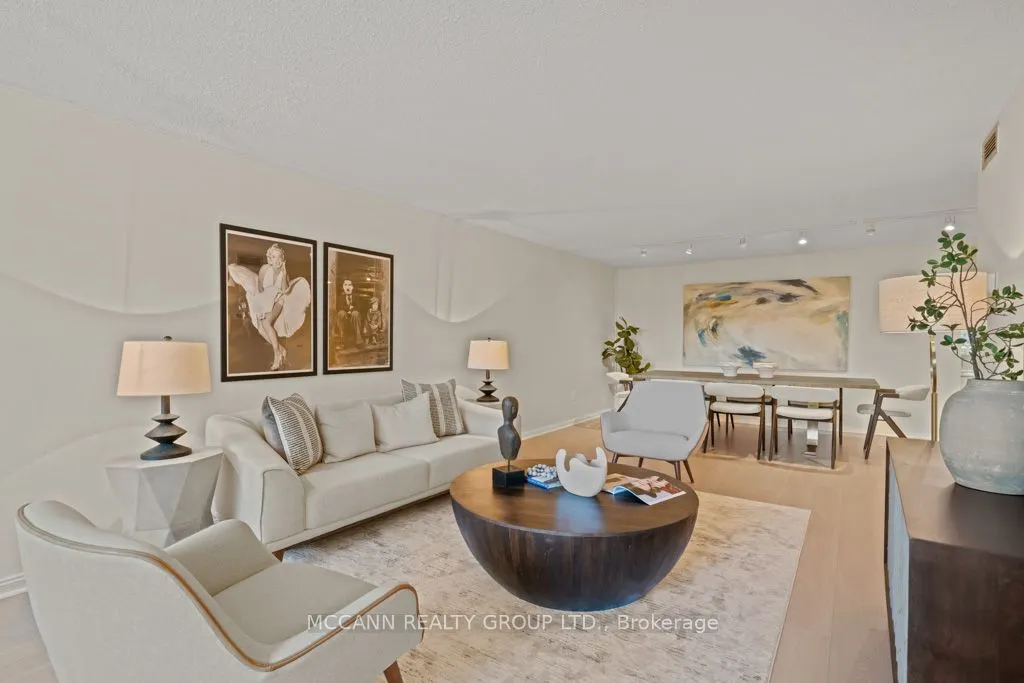 360 Bloor Street E, #301