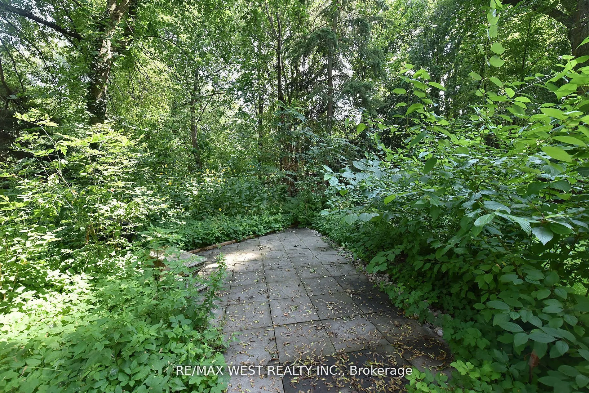 7 Otter Crescent, #2nd Flr