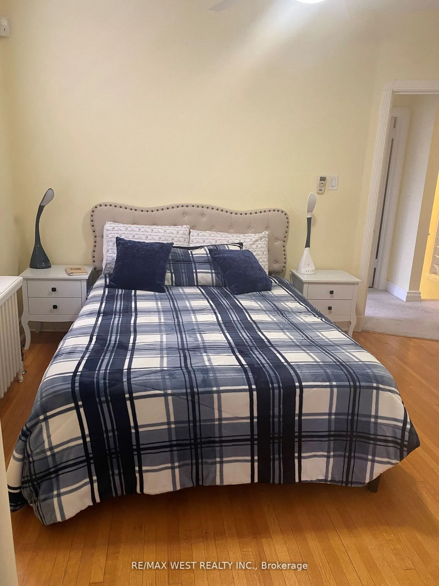 7 Otter Crescent, #2nd Flr