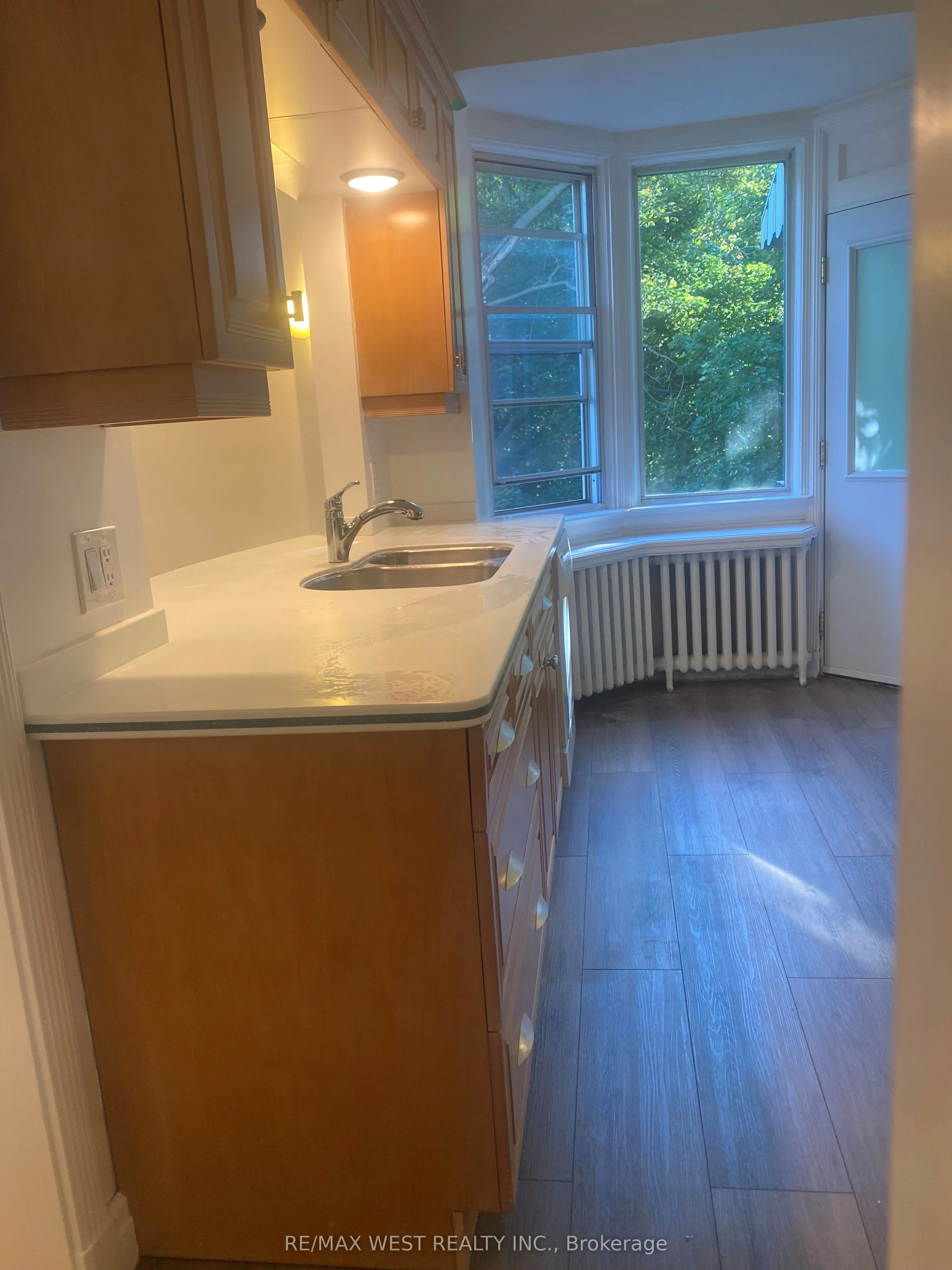 7 Otter Crescent, #2nd Flr