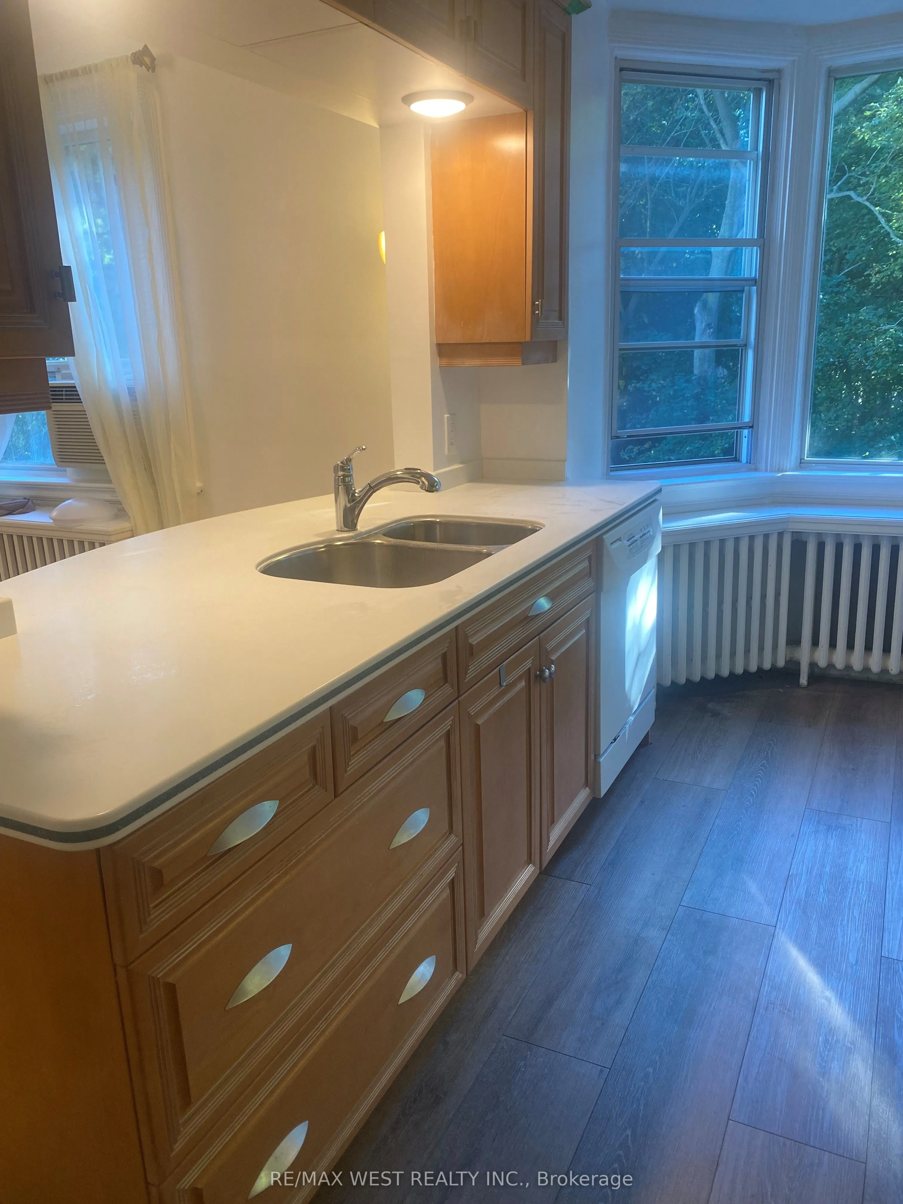 7 Otter Crescent, #2nd Flr