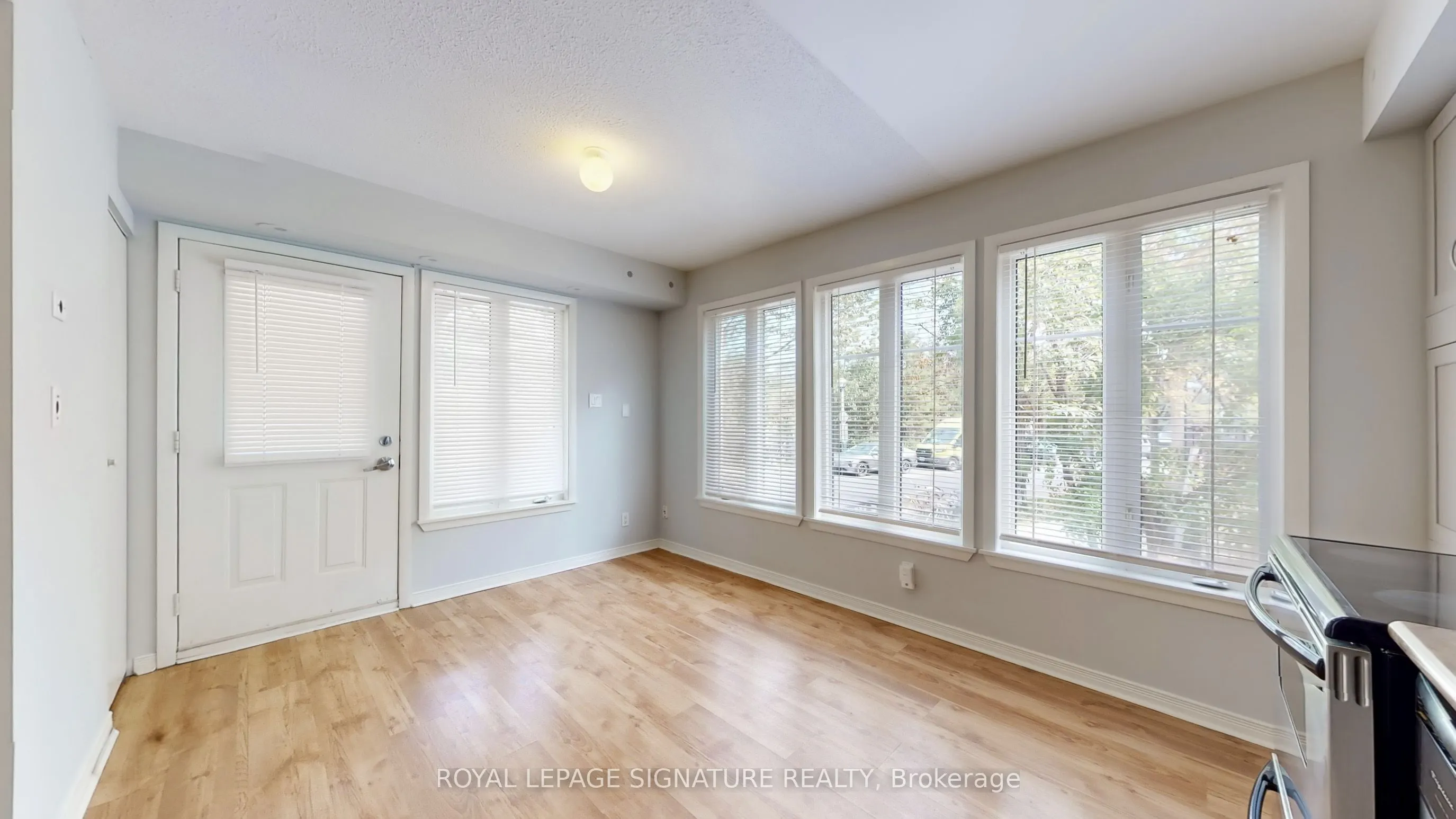 50 Western Battery Road, #901