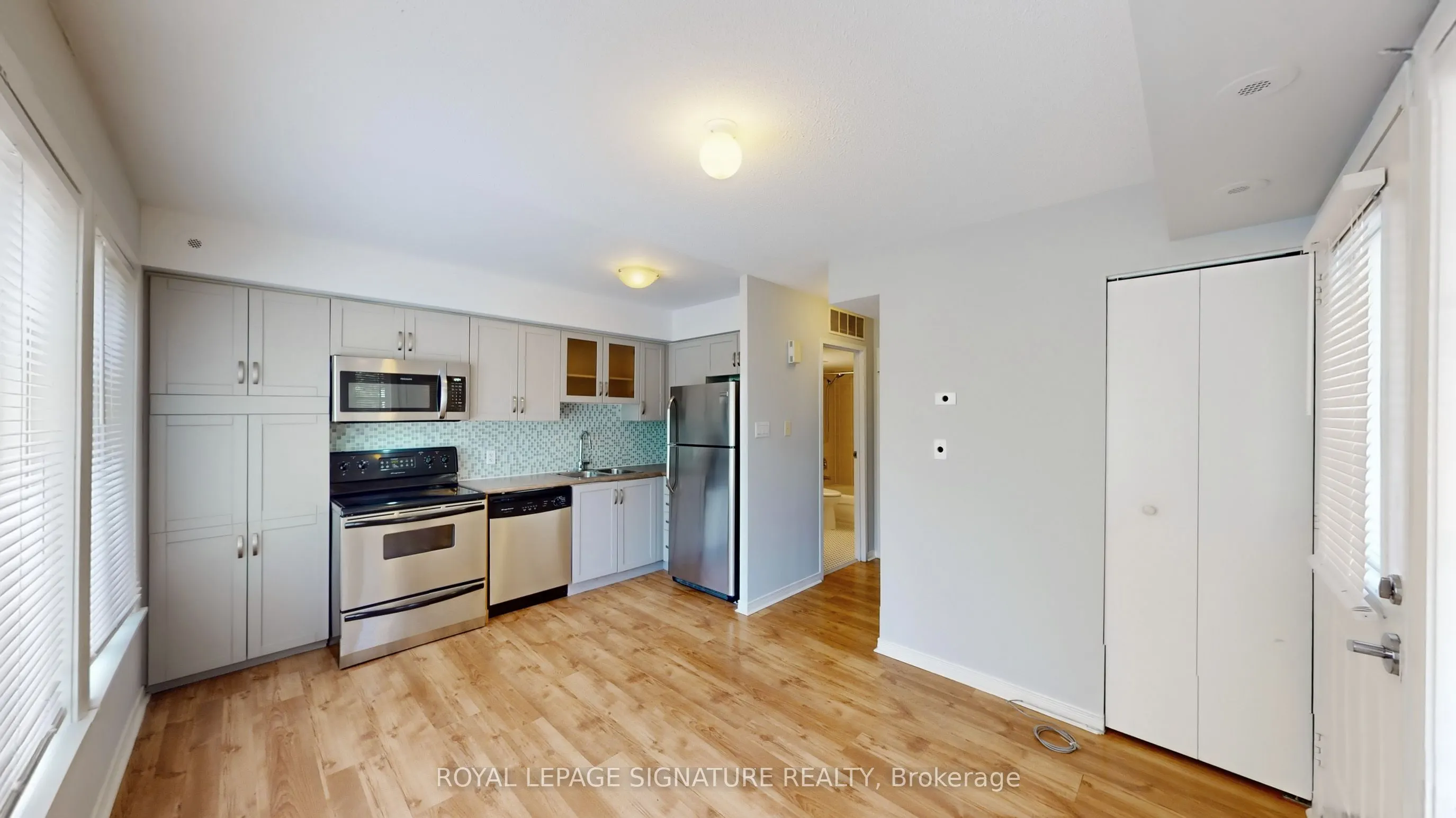 50 Western Battery Road, #901