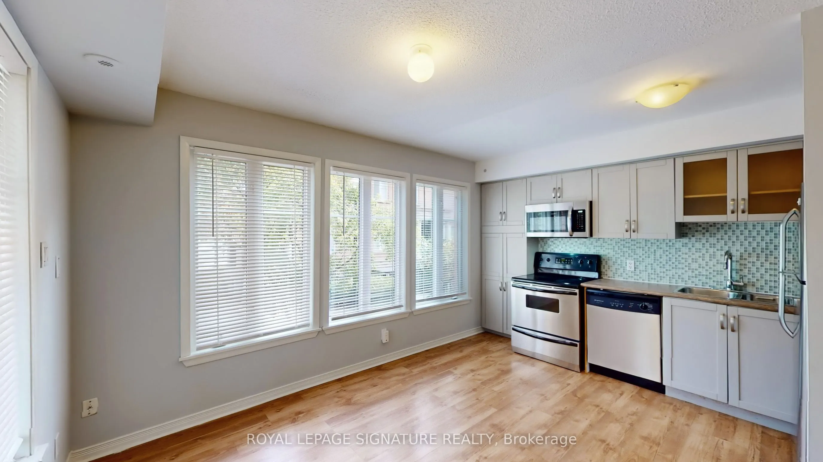 50 Western Battery Road, #901