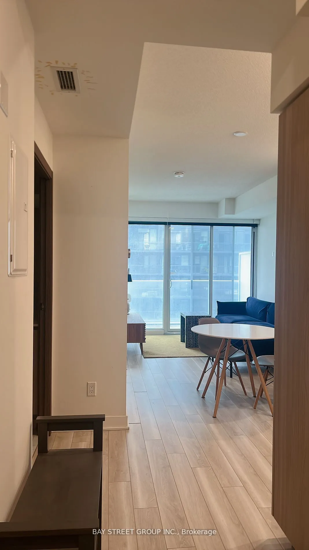19 Bathurst Street, #2801