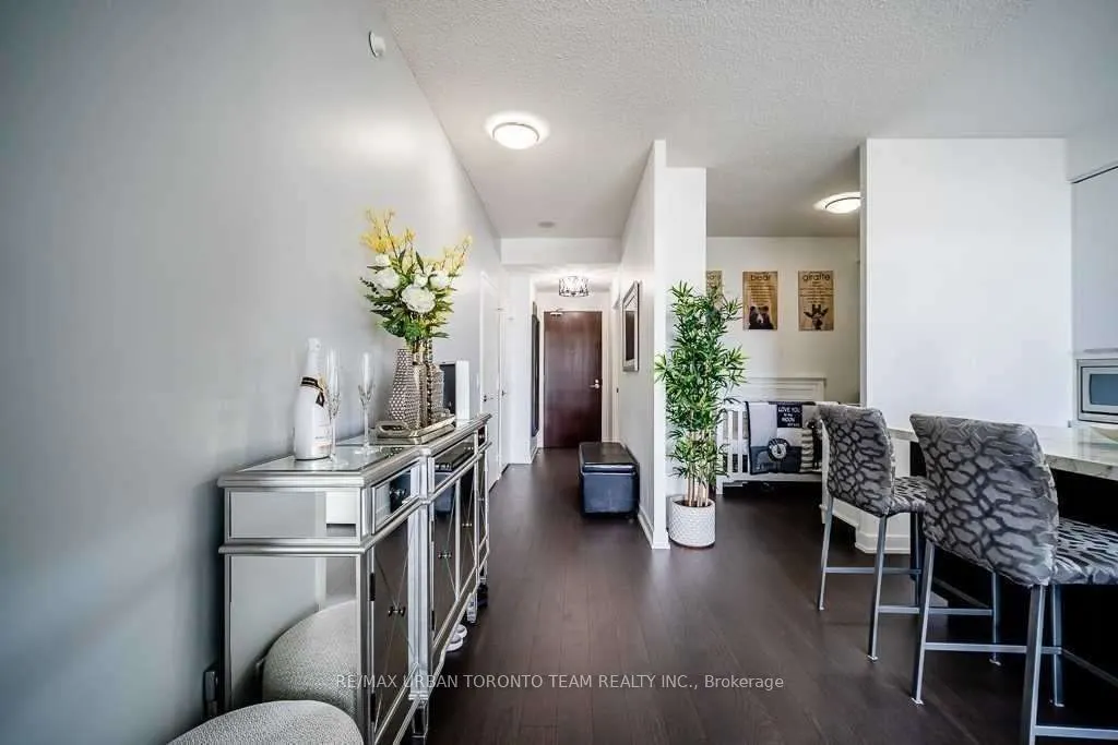 120 Bayview Avenue, #S1206
