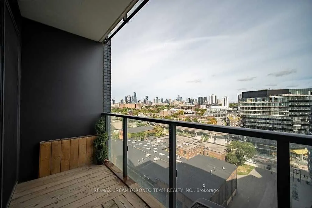 120 Bayview Avenue, #S1206