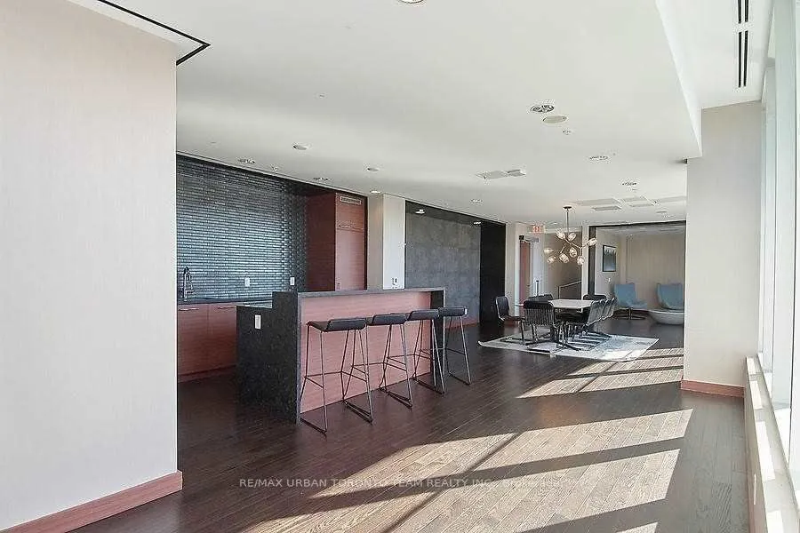 120 Bayview Avenue, #S1206