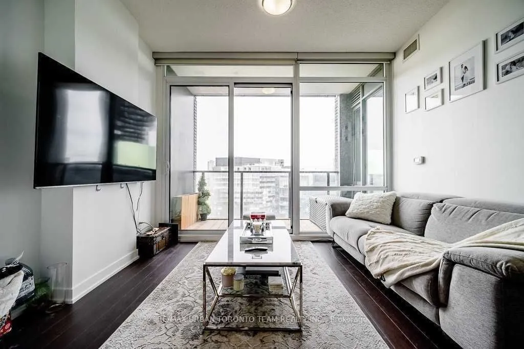 120 Bayview Avenue, #S1206