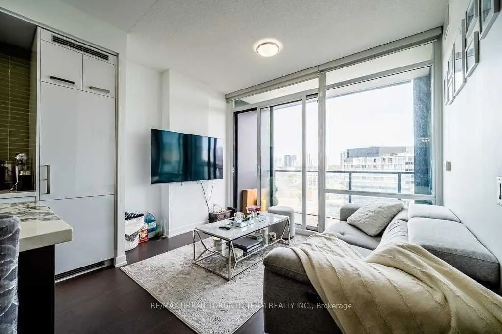120 Bayview Avenue, #S1206