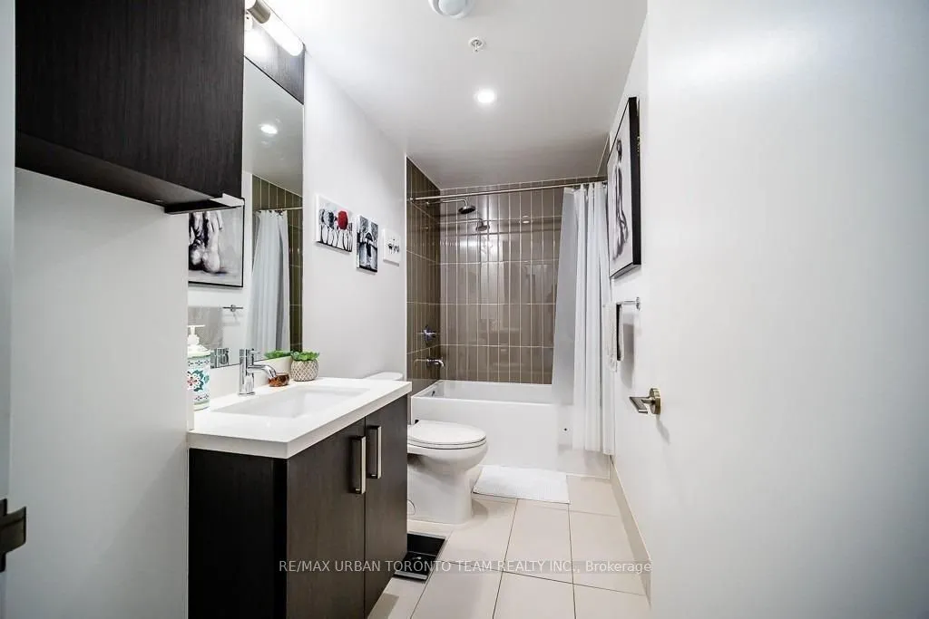 120 Bayview Avenue, #S1206
