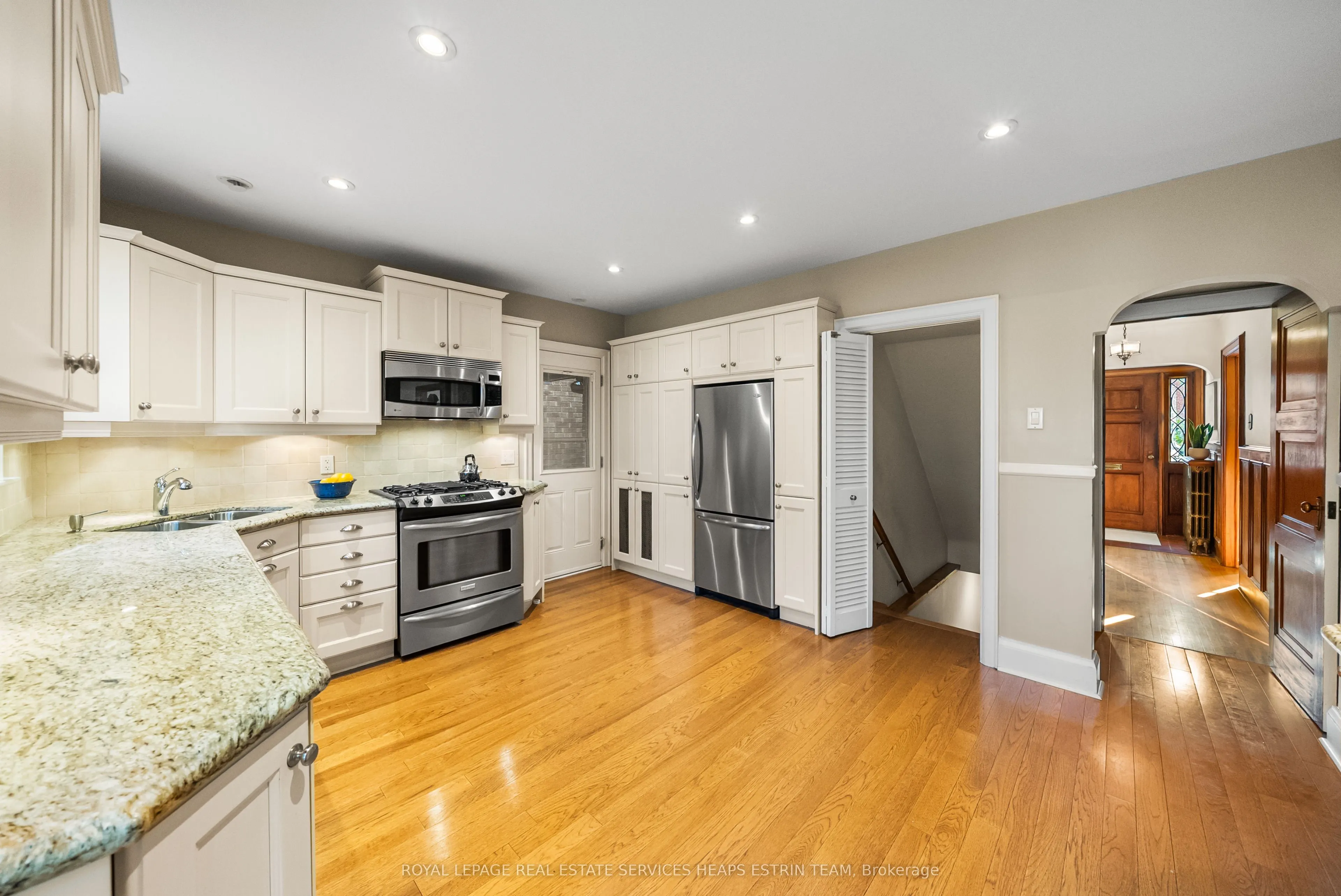 57 Fleming Crescent