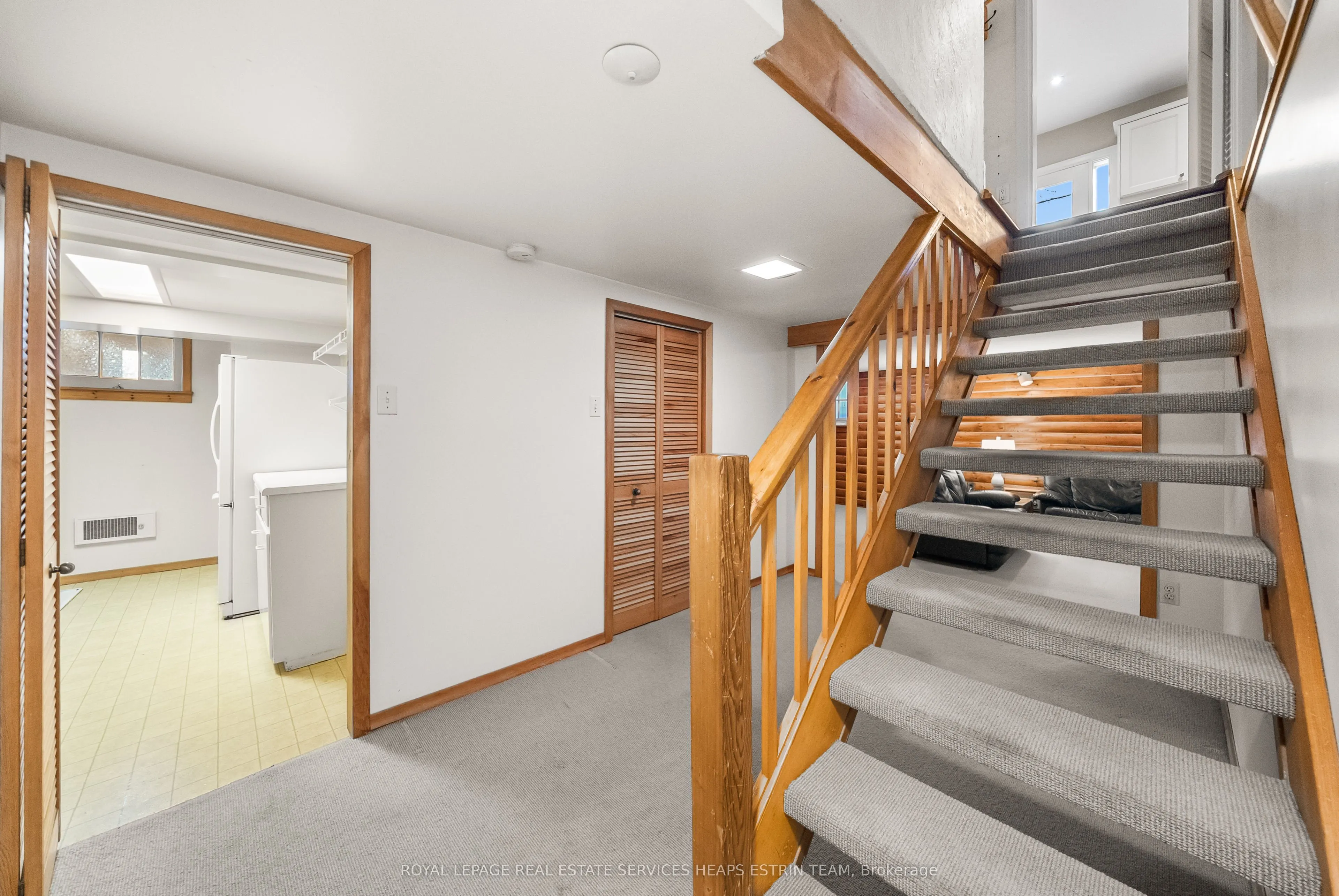 57 Fleming Crescent