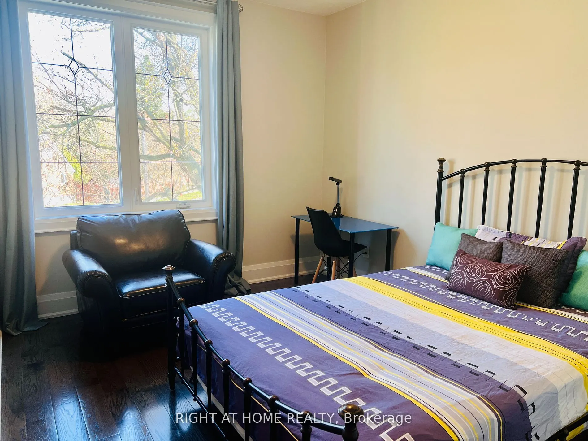 35 Glenborough Park Crescent, #2