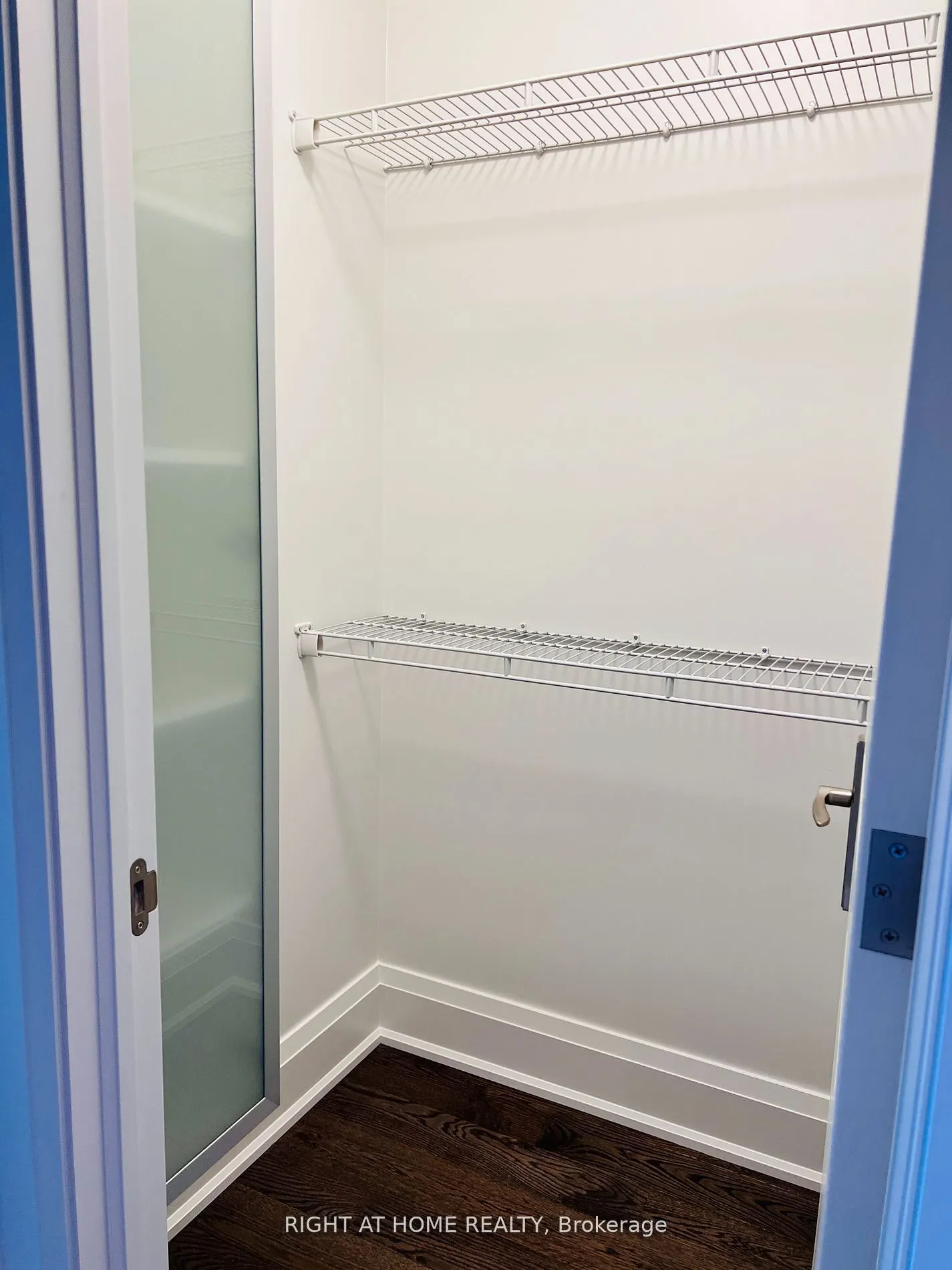 35 Glenborough Park Crescent, #2