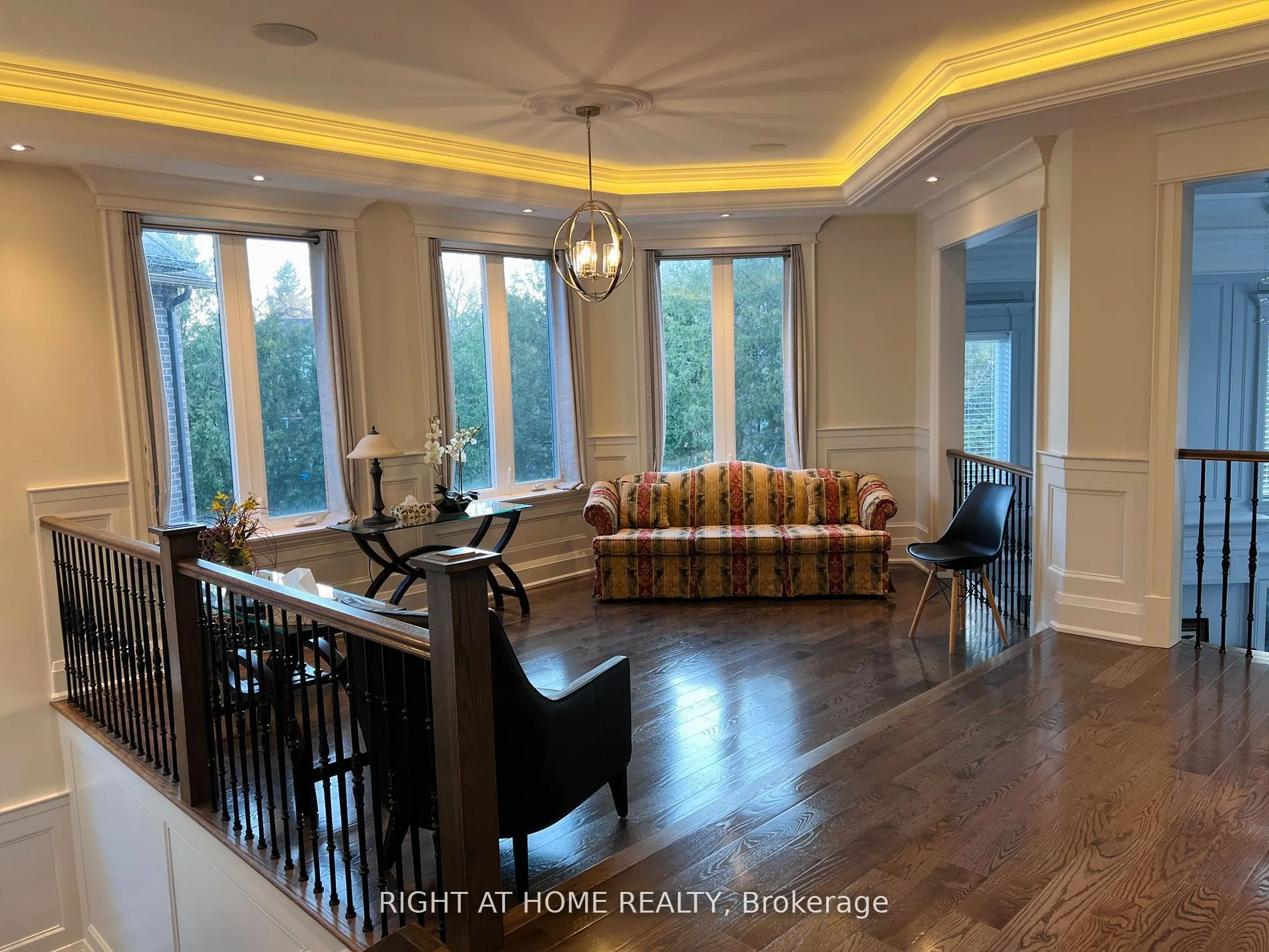35 Glenborough Park Crescent, #2