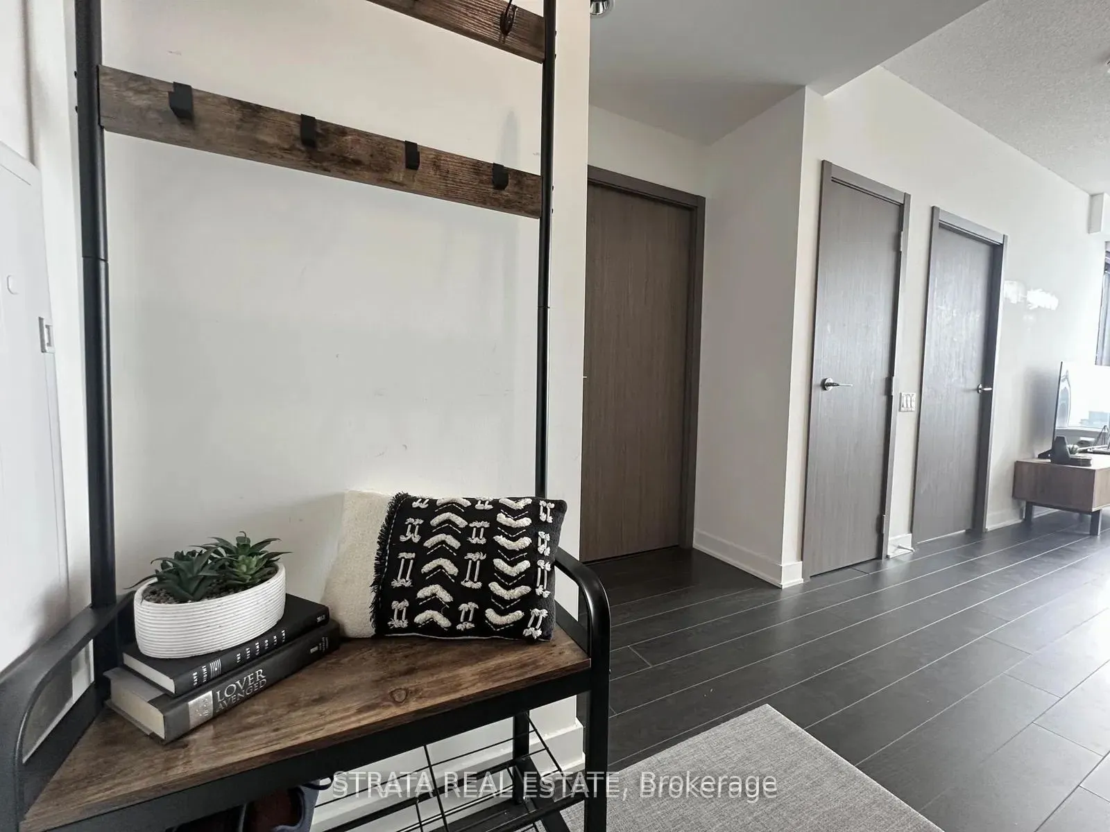 19 Bathurst Street, #3915