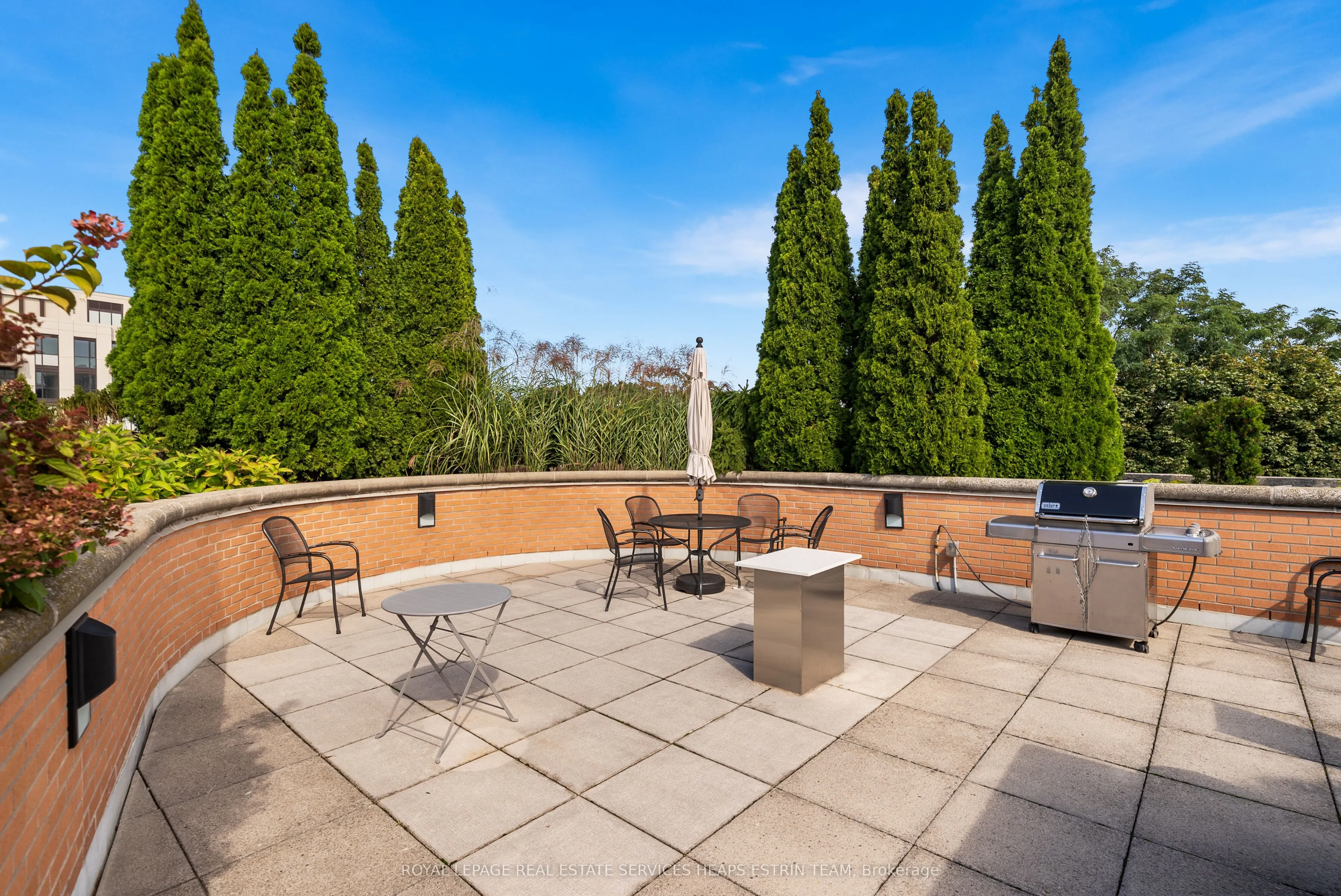2727 Yonge Street, #713