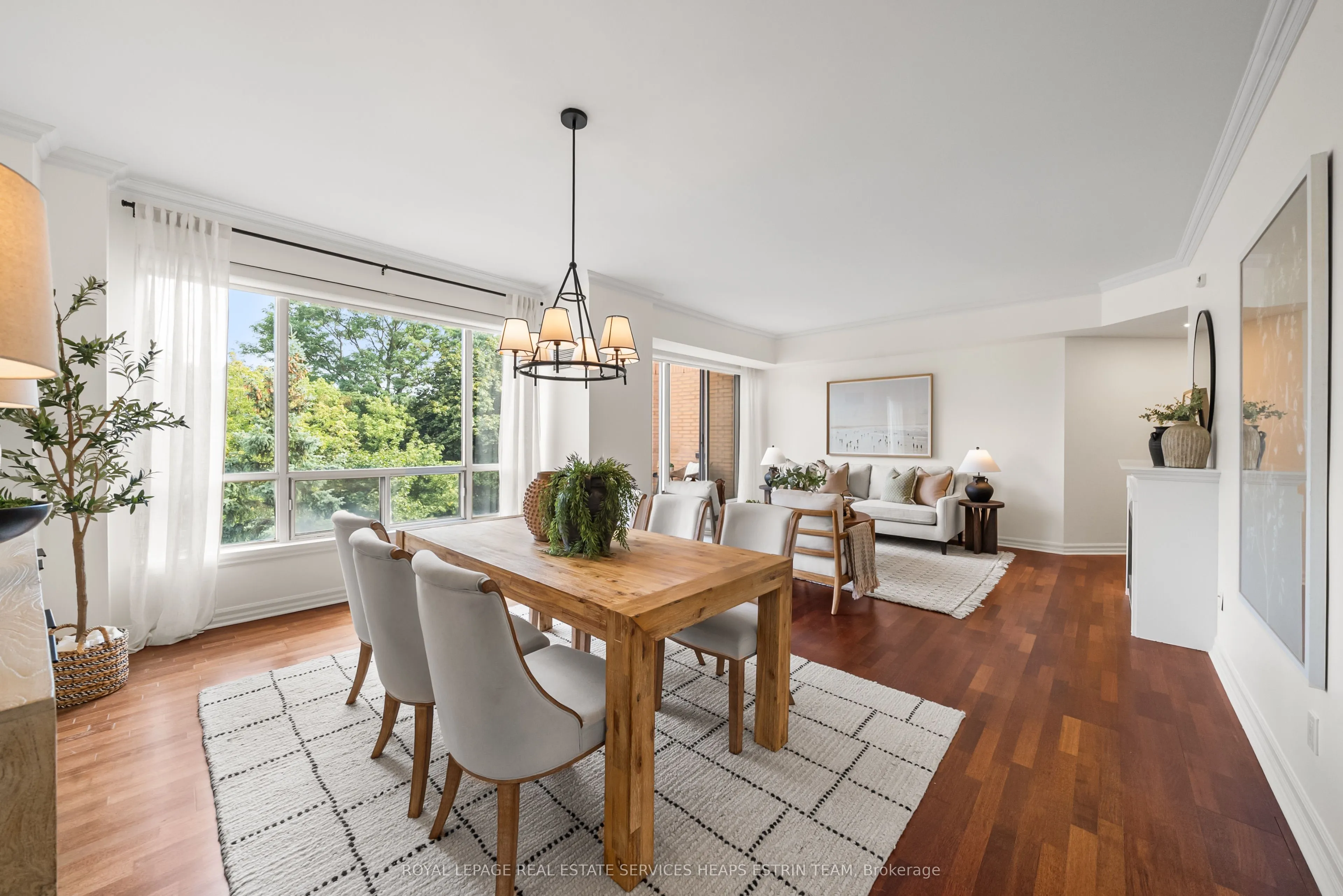 2727 Yonge Street, #713