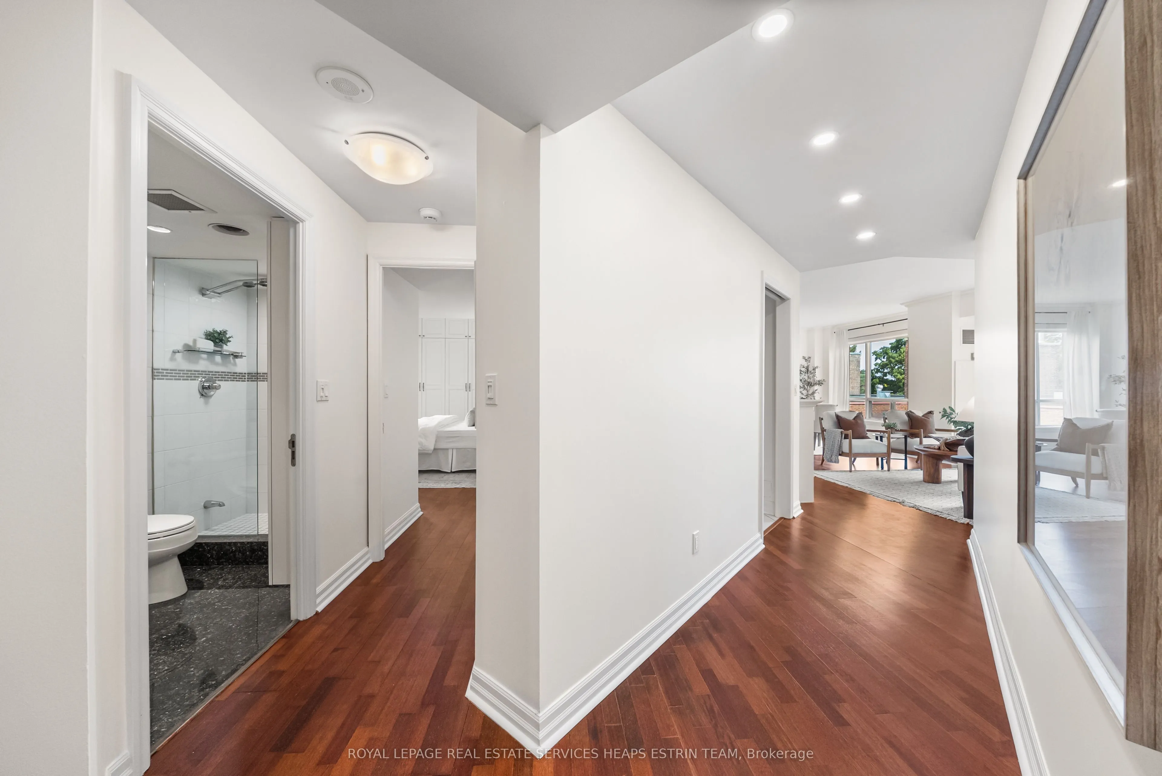 2727 Yonge Street, #713