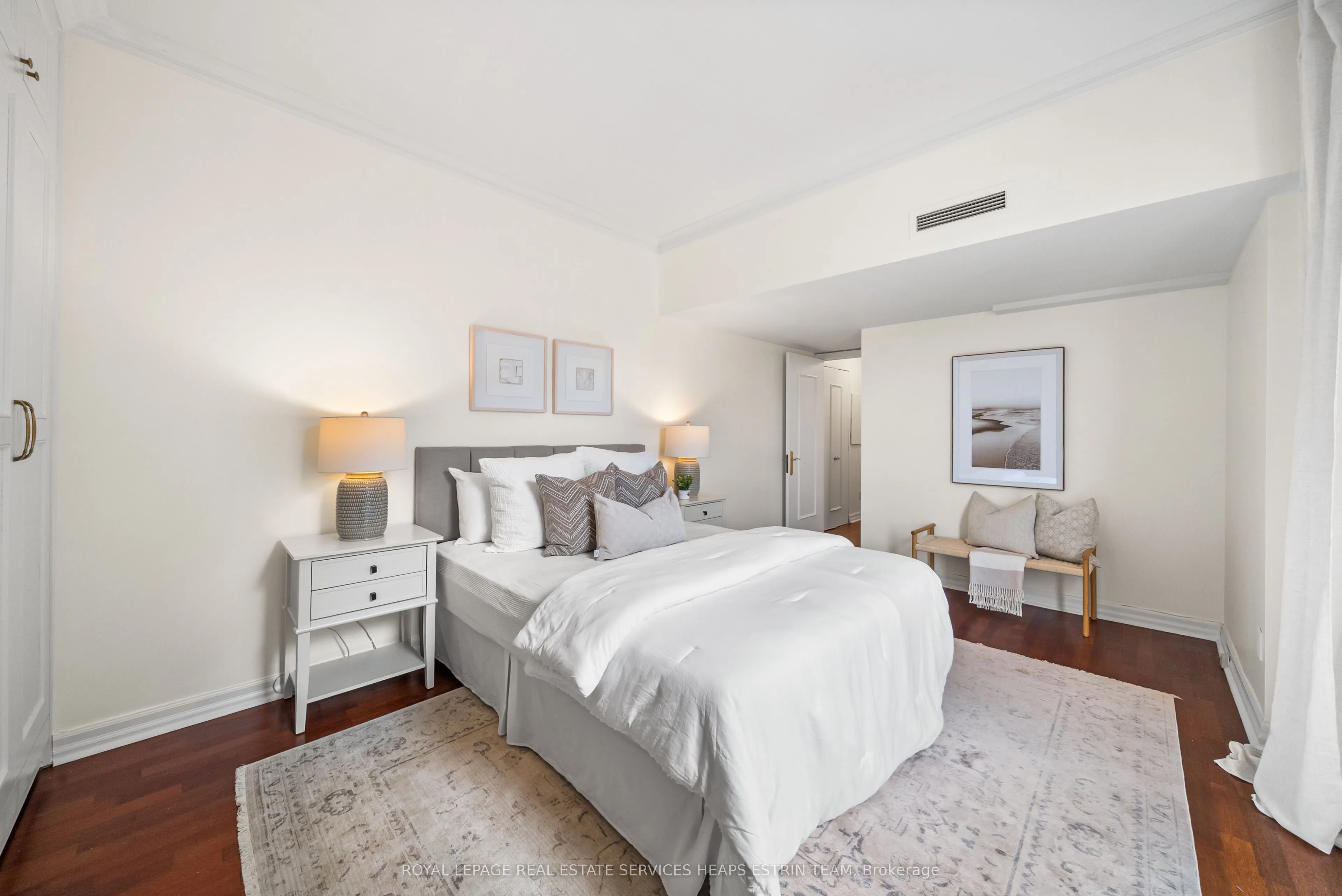 2727 Yonge Street, #713