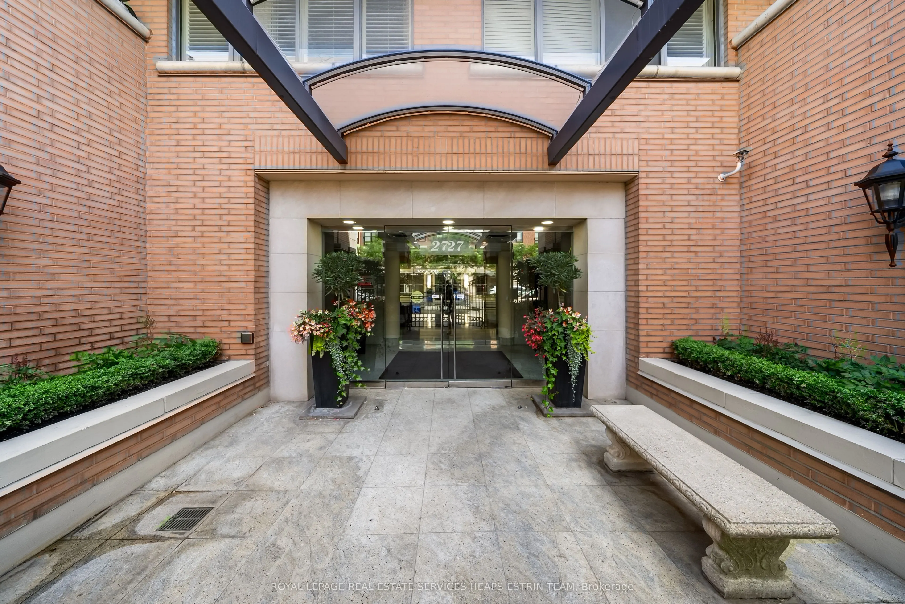2727 Yonge Street, #713