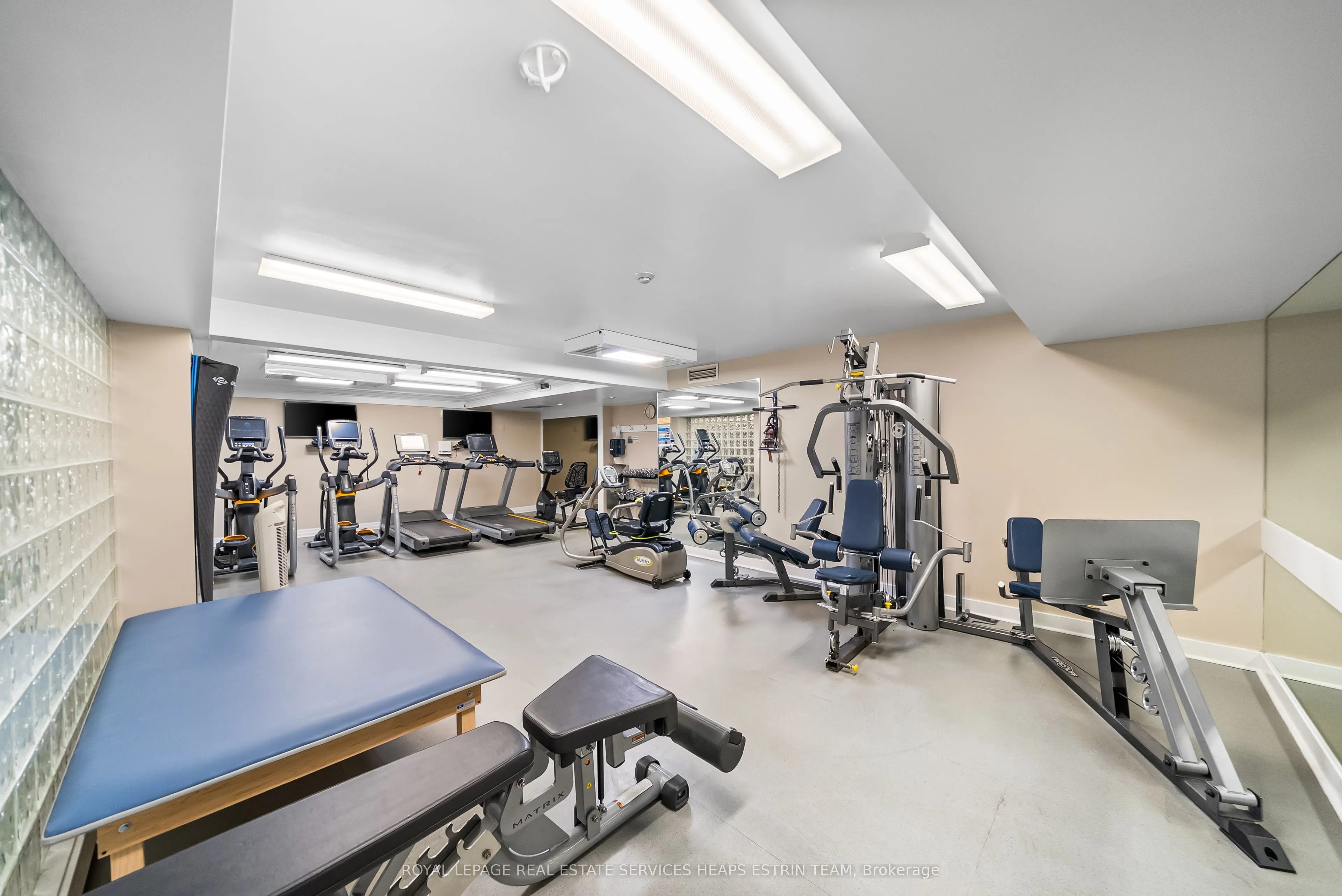 2727 Yonge Street, #713