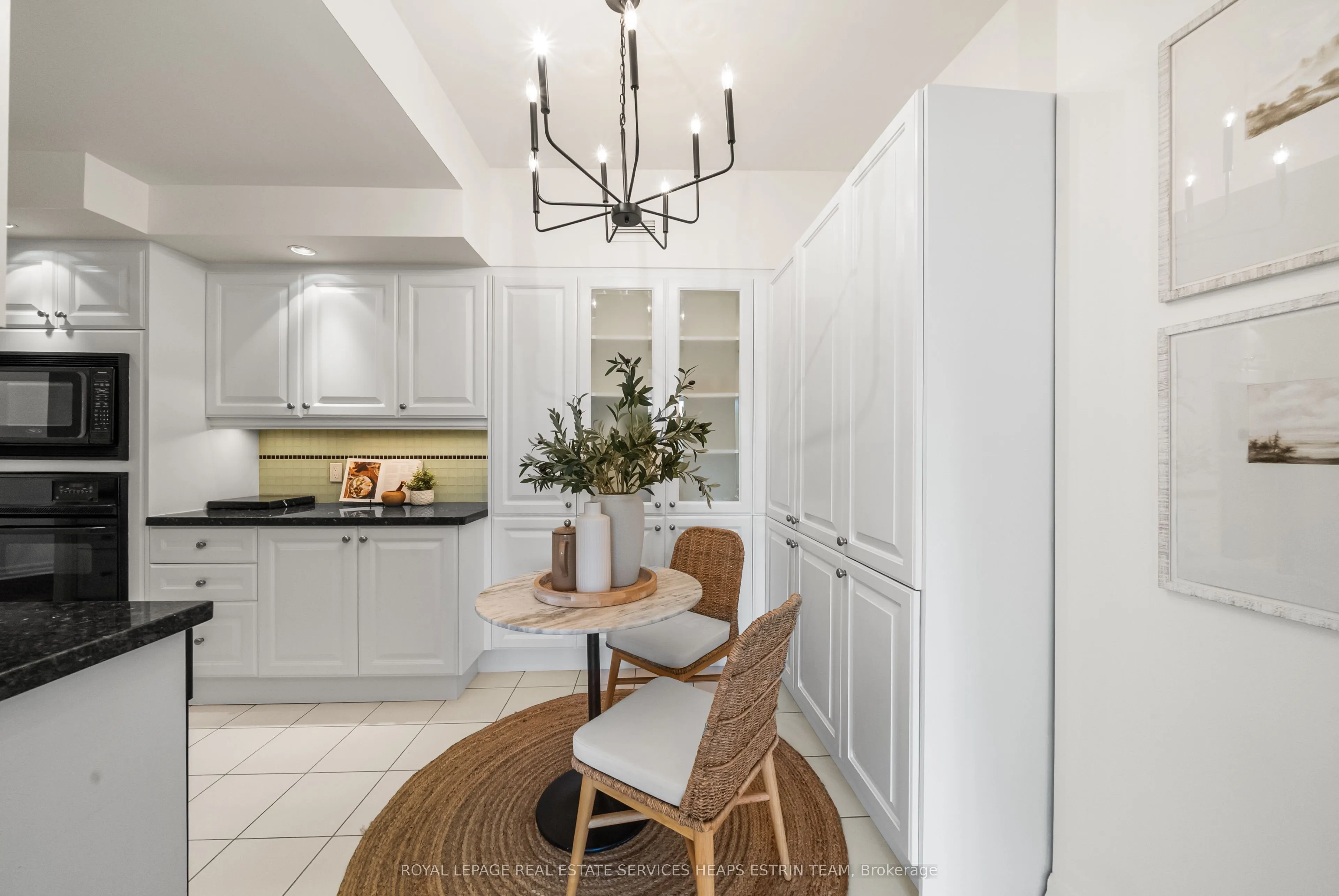 2727 Yonge Street, #713