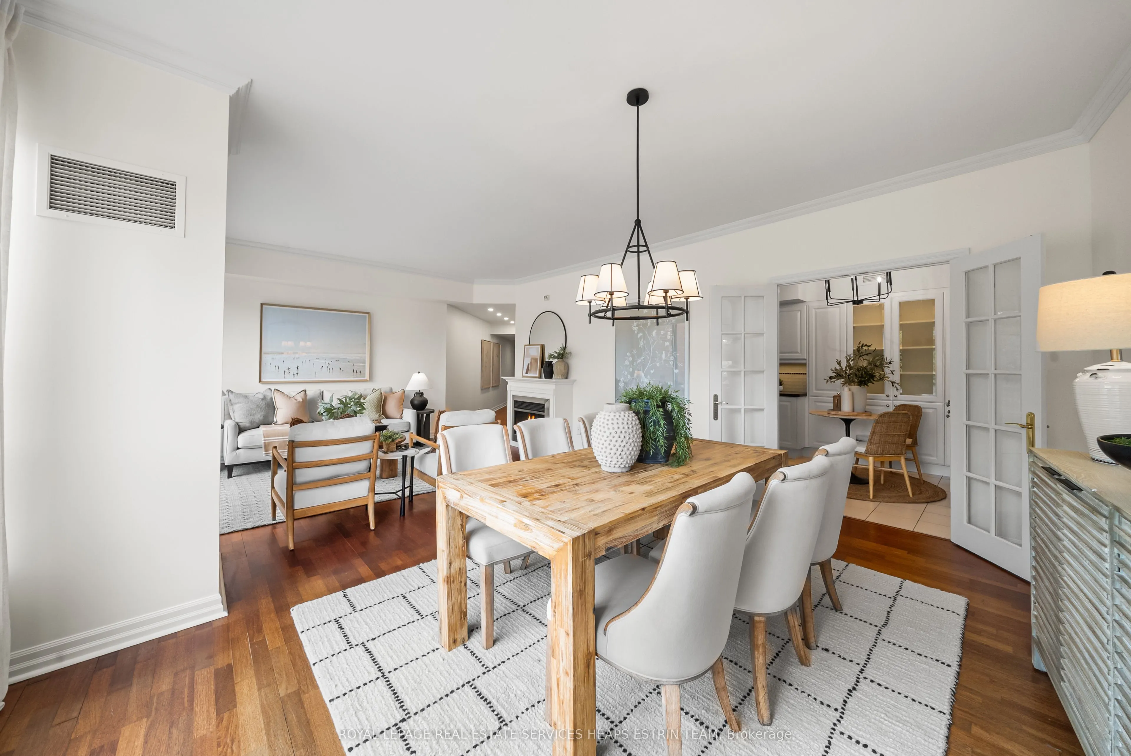 2727 Yonge Street, #713