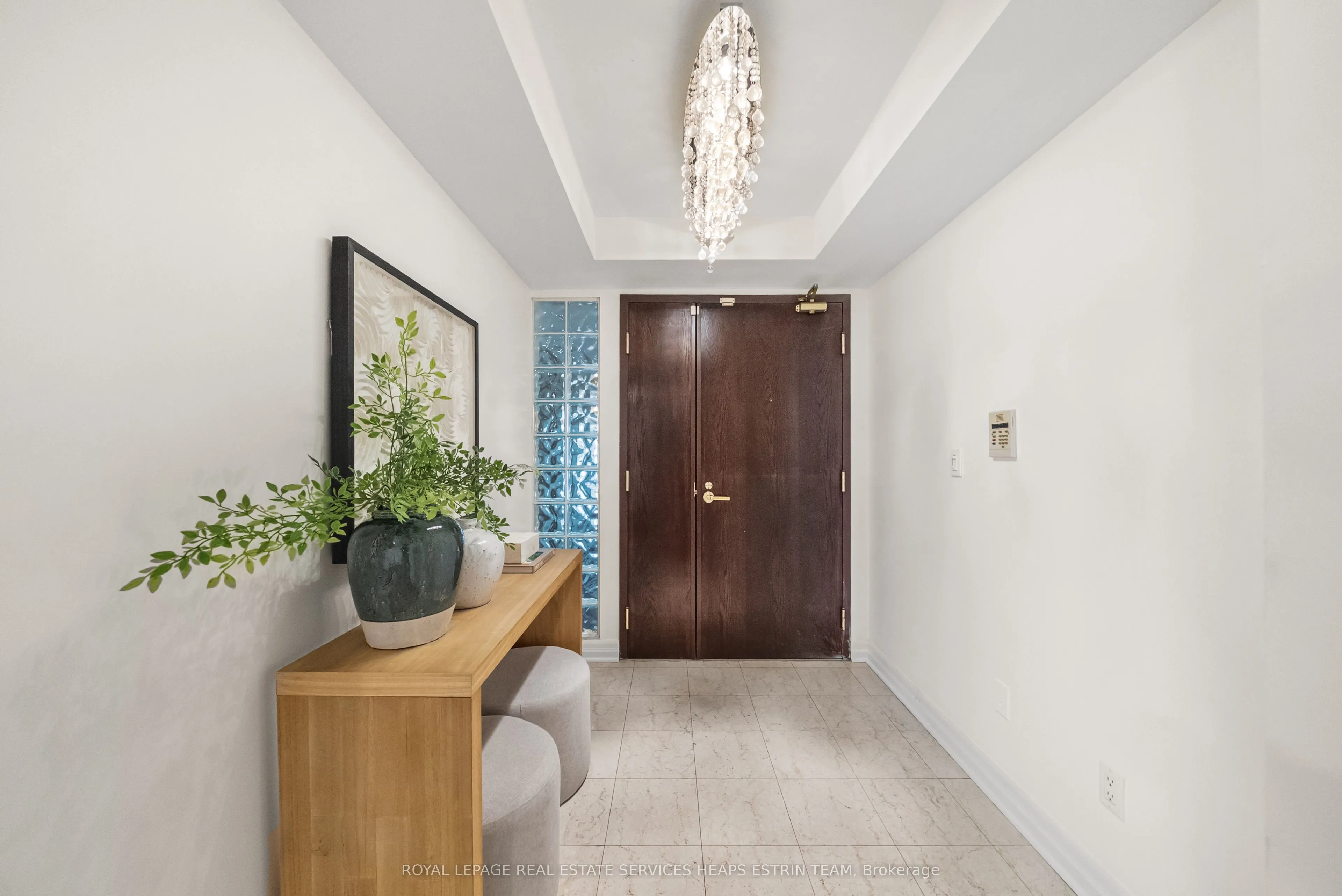 2727 Yonge Street, #713
