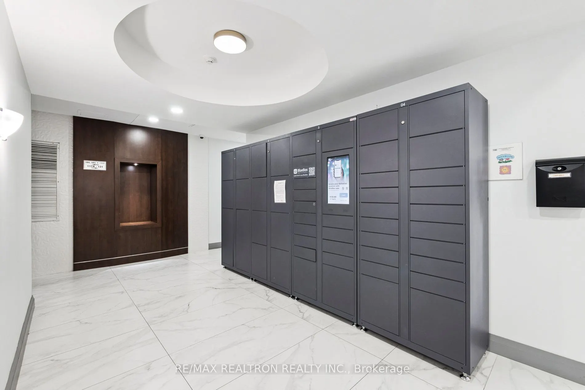 650 Lawrence Avenue W, #735