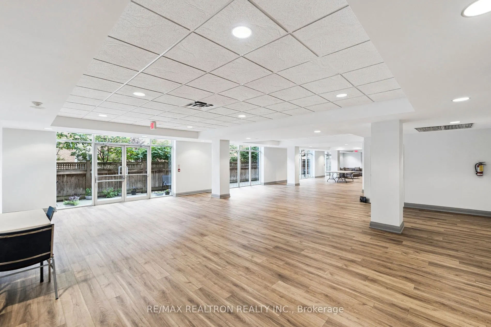 650 Lawrence Avenue W, #735